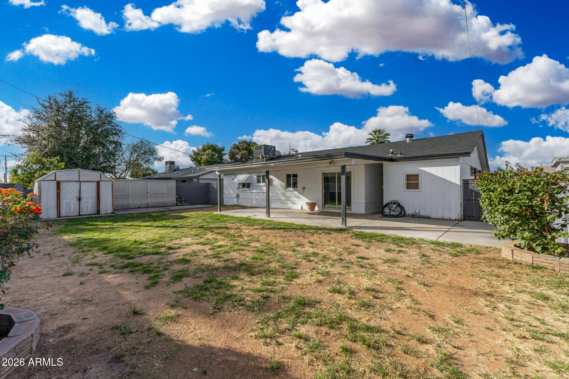3433 E GRANADA Road