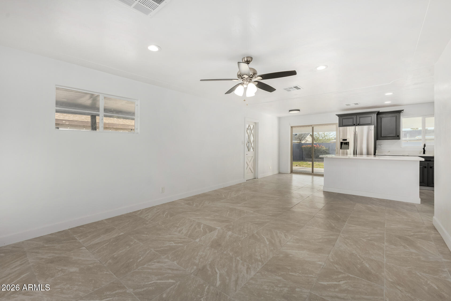 3433 E GRANADA Road