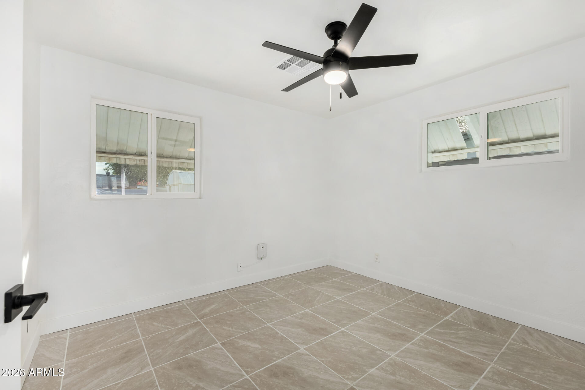 3433 E GRANADA Road