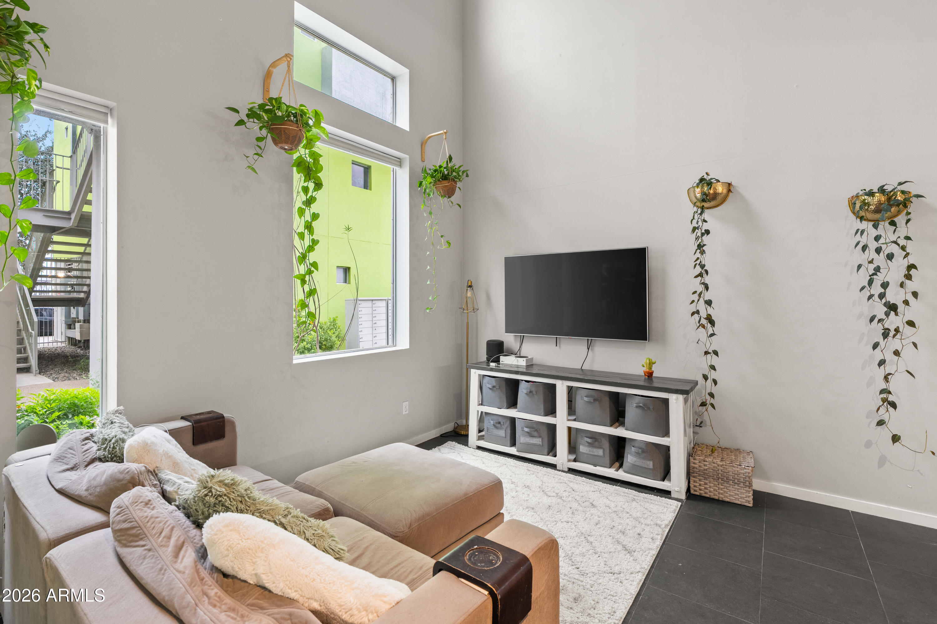 1111 W UNIVERSITY Drive 1028