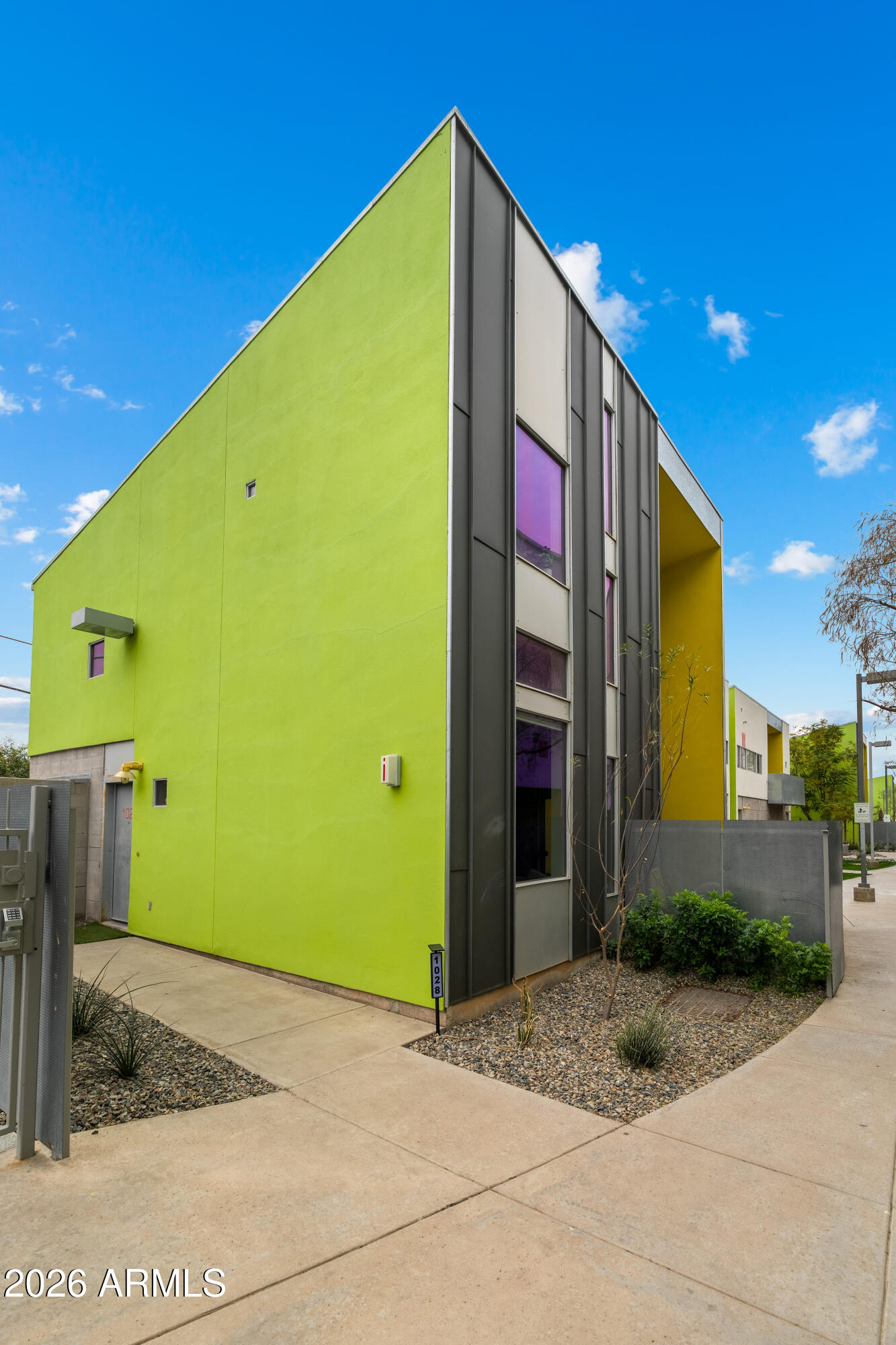 1111 W UNIVERSITY Drive 1028