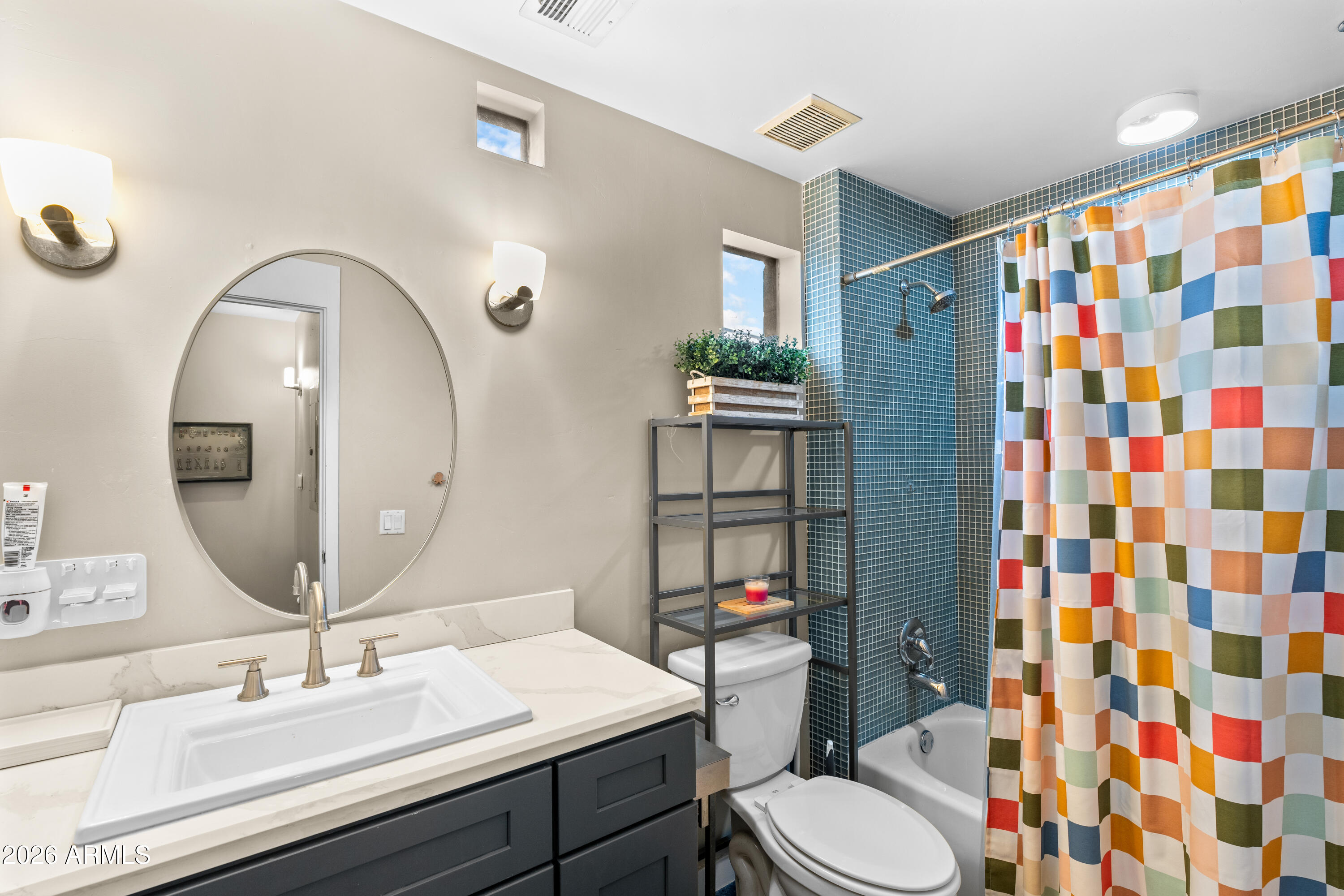 1111 W UNIVERSITY Drive 1028