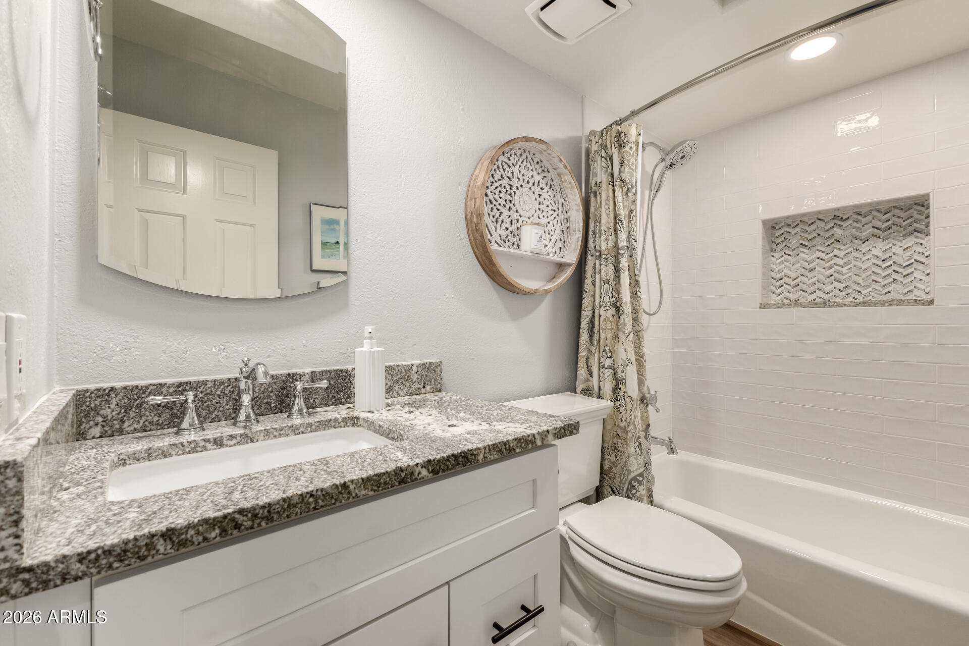 10010 E SUNNYSLOPE Lane