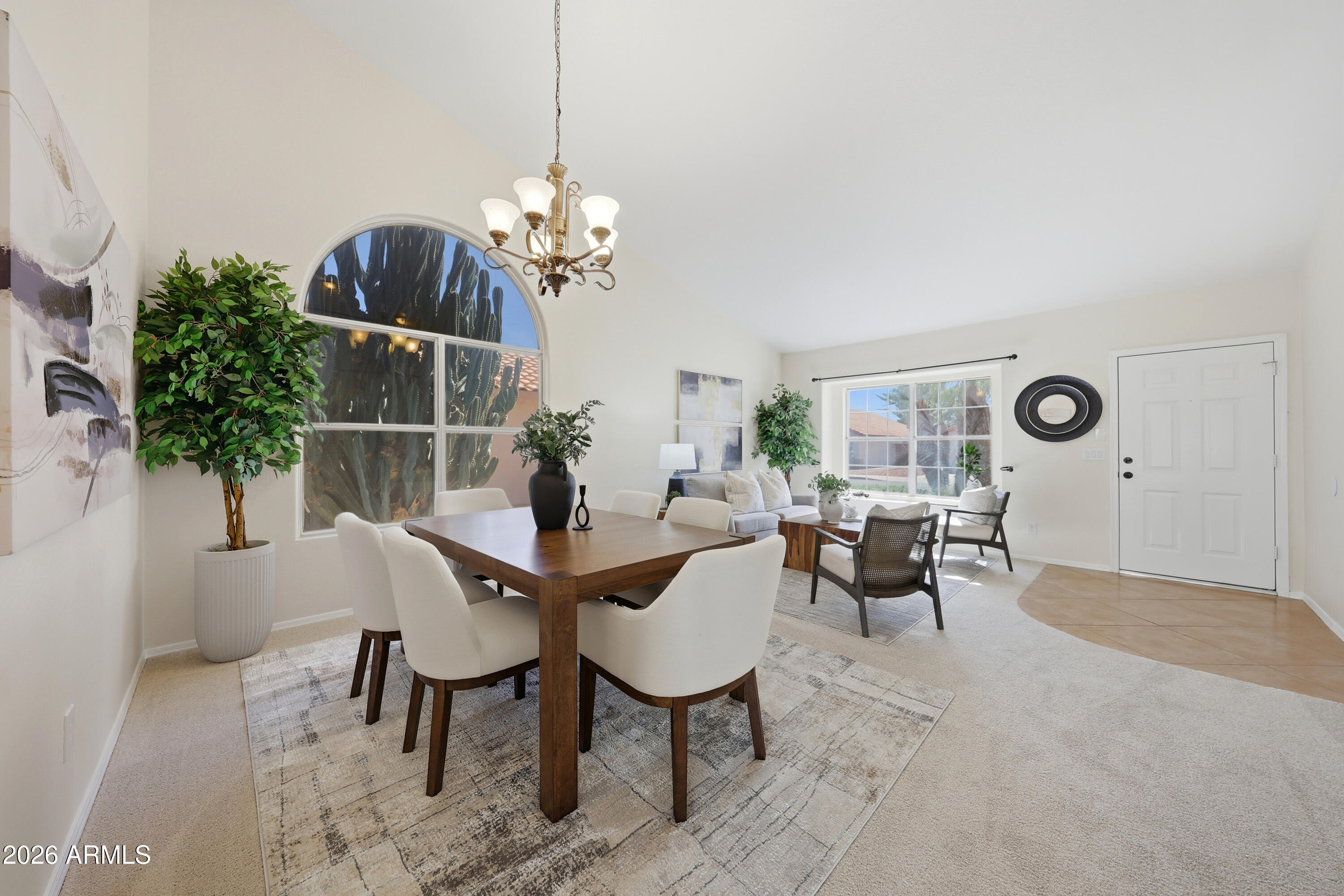 516 W SMOKE TREE Road