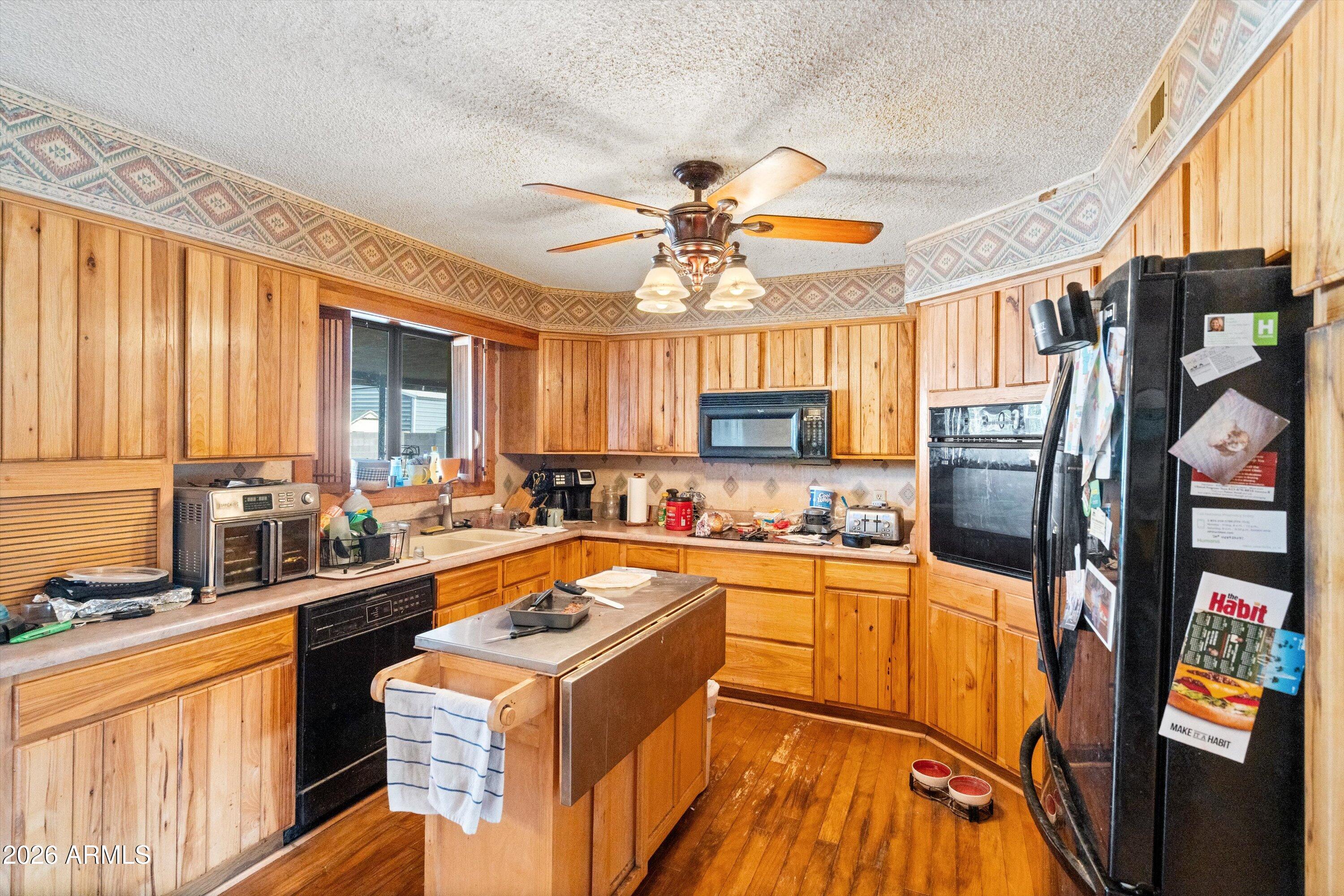 3450 E SUNNYSIDE Drive