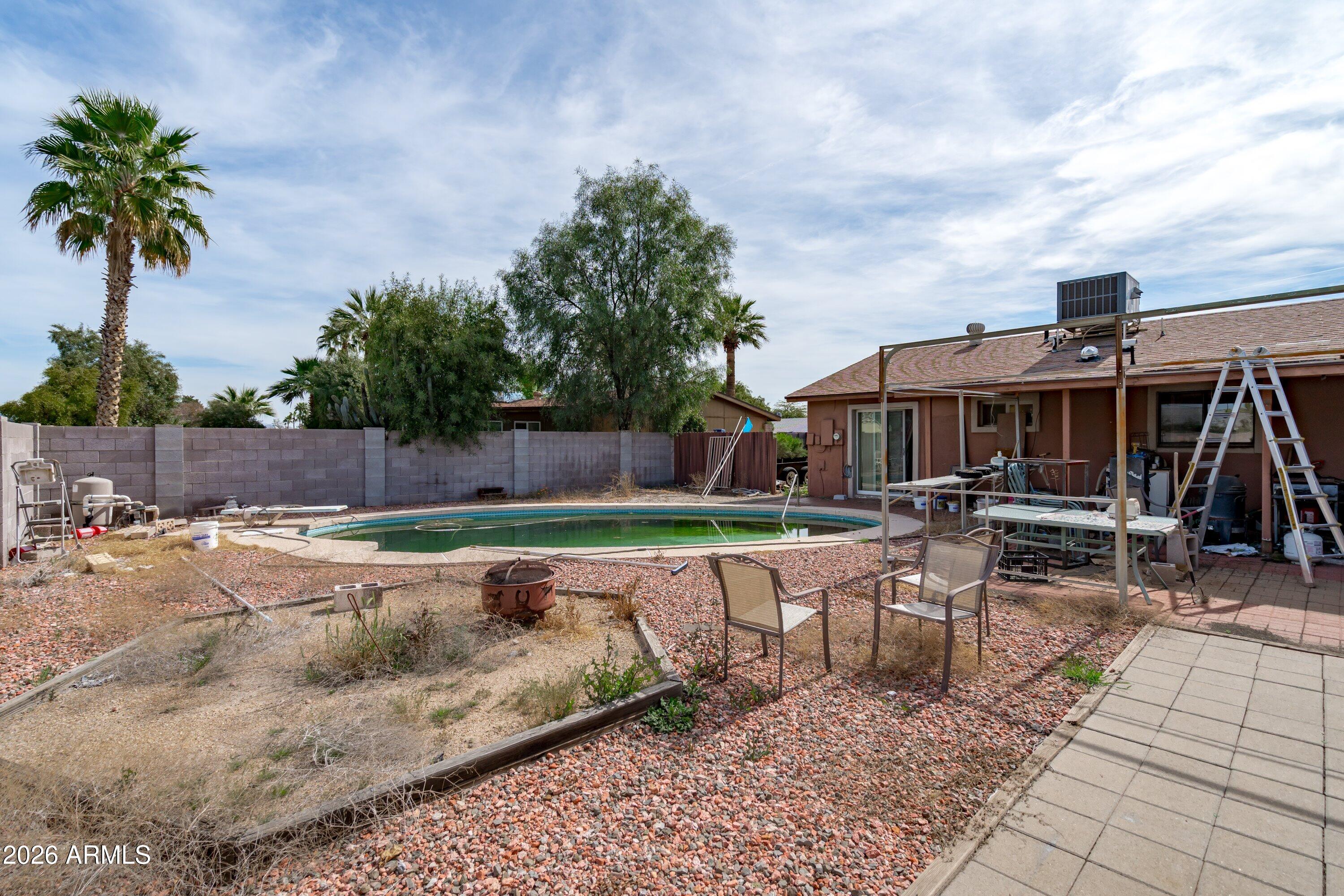 3450 E SUNNYSIDE Drive