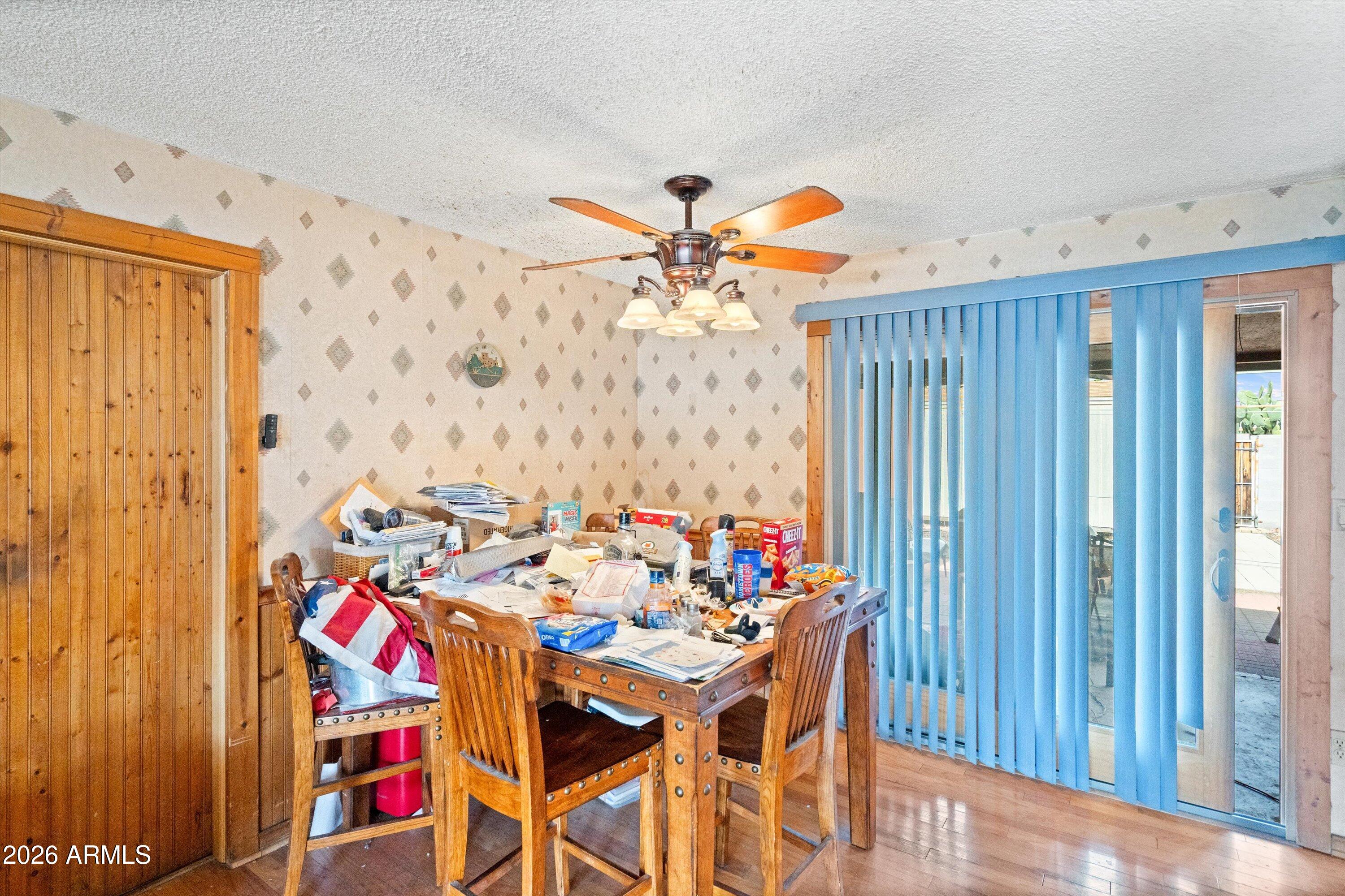 3450 E SUNNYSIDE Drive