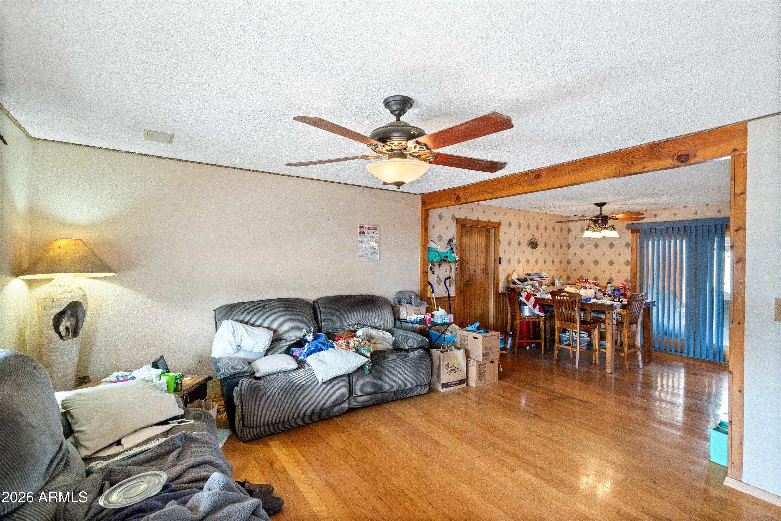 3450 E SUNNYSIDE Drive