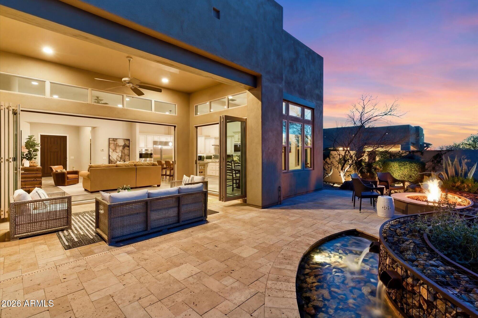 7258 E HIGH POINT Drive