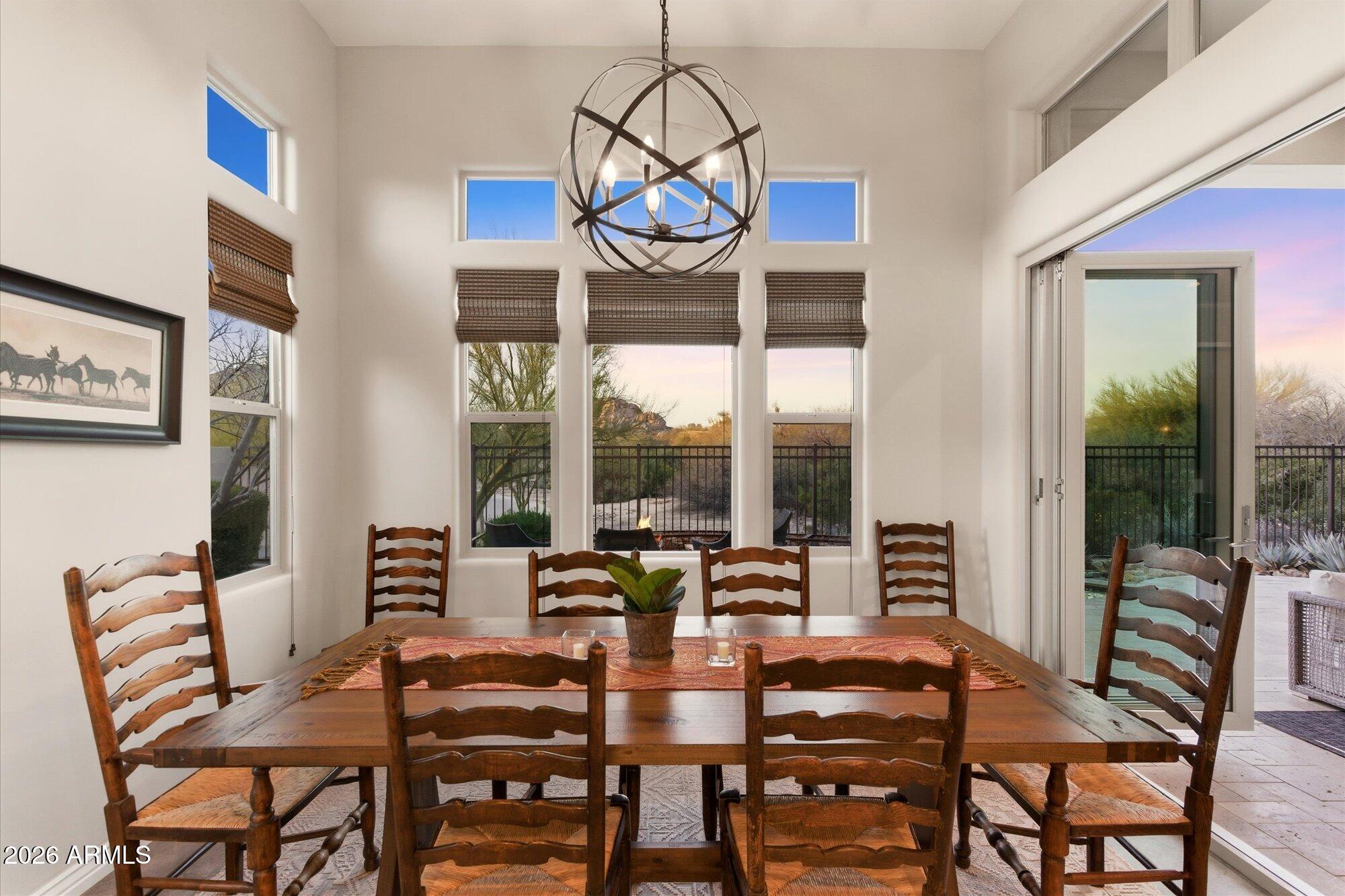 7258 E HIGH POINT Drive