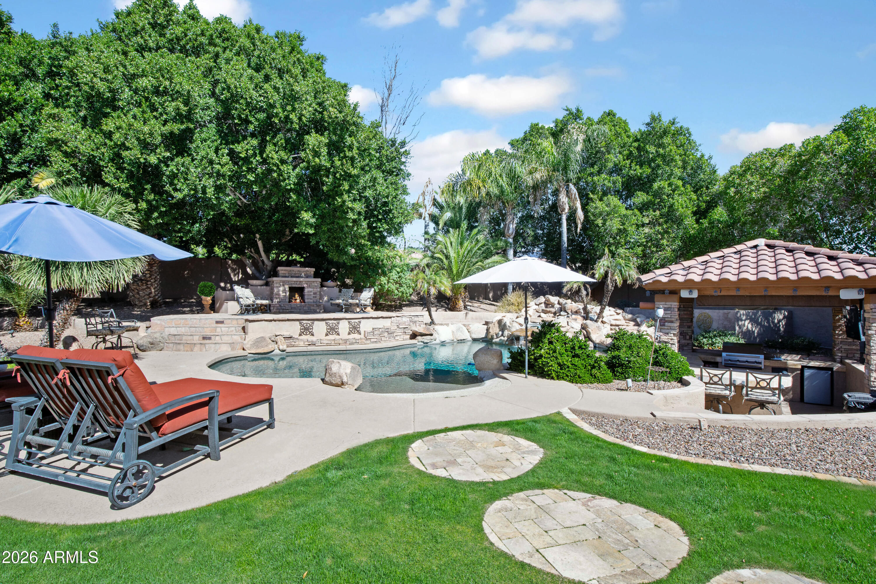 7282 W SOFT WIND Drive