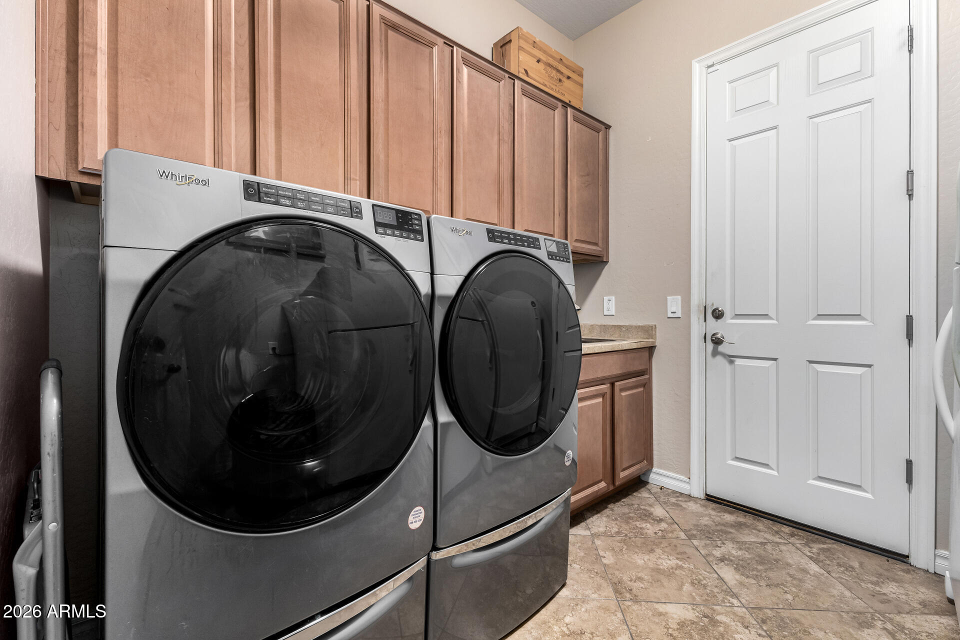 2441 E PENEDES Drive