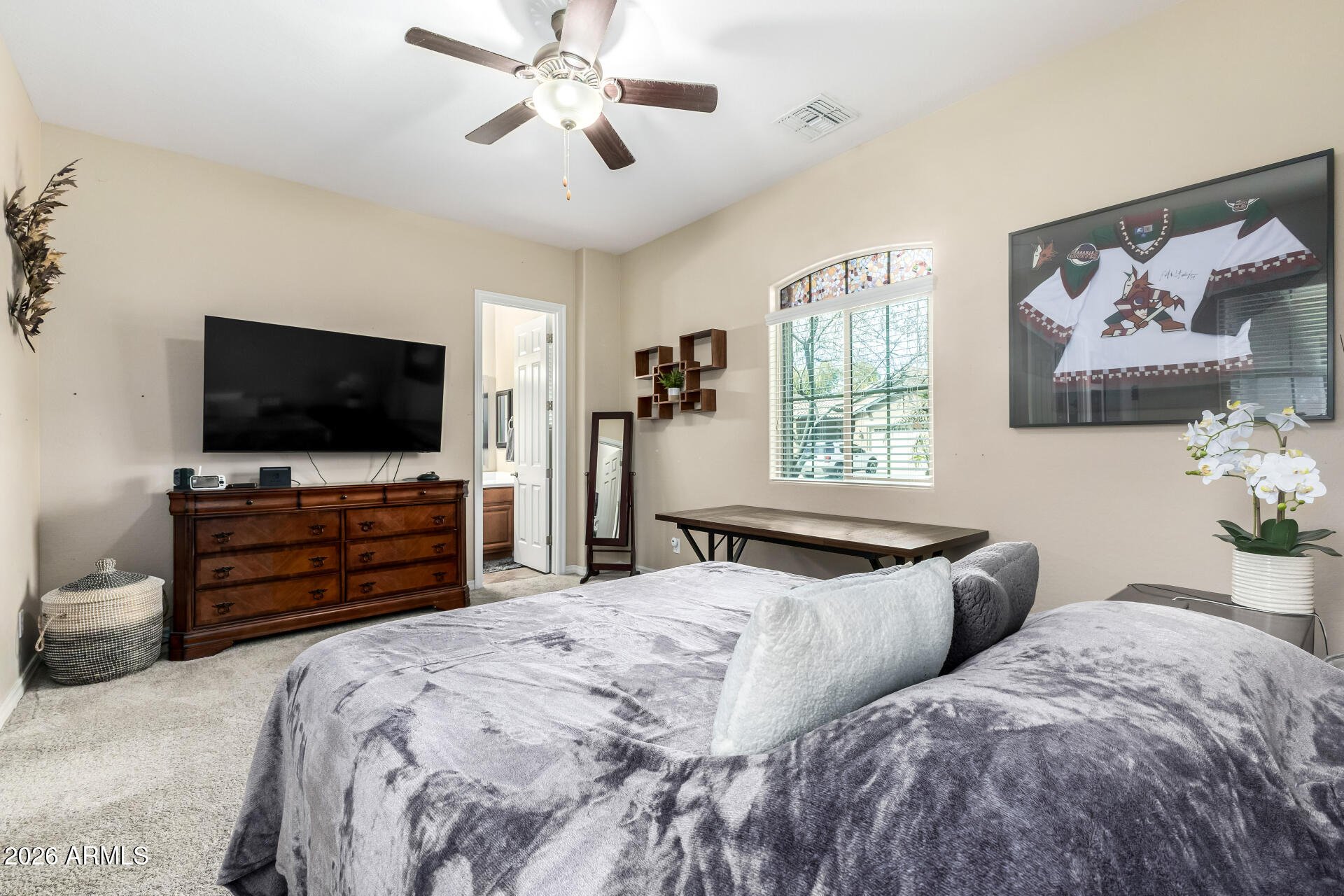 2441 E PENEDES Drive