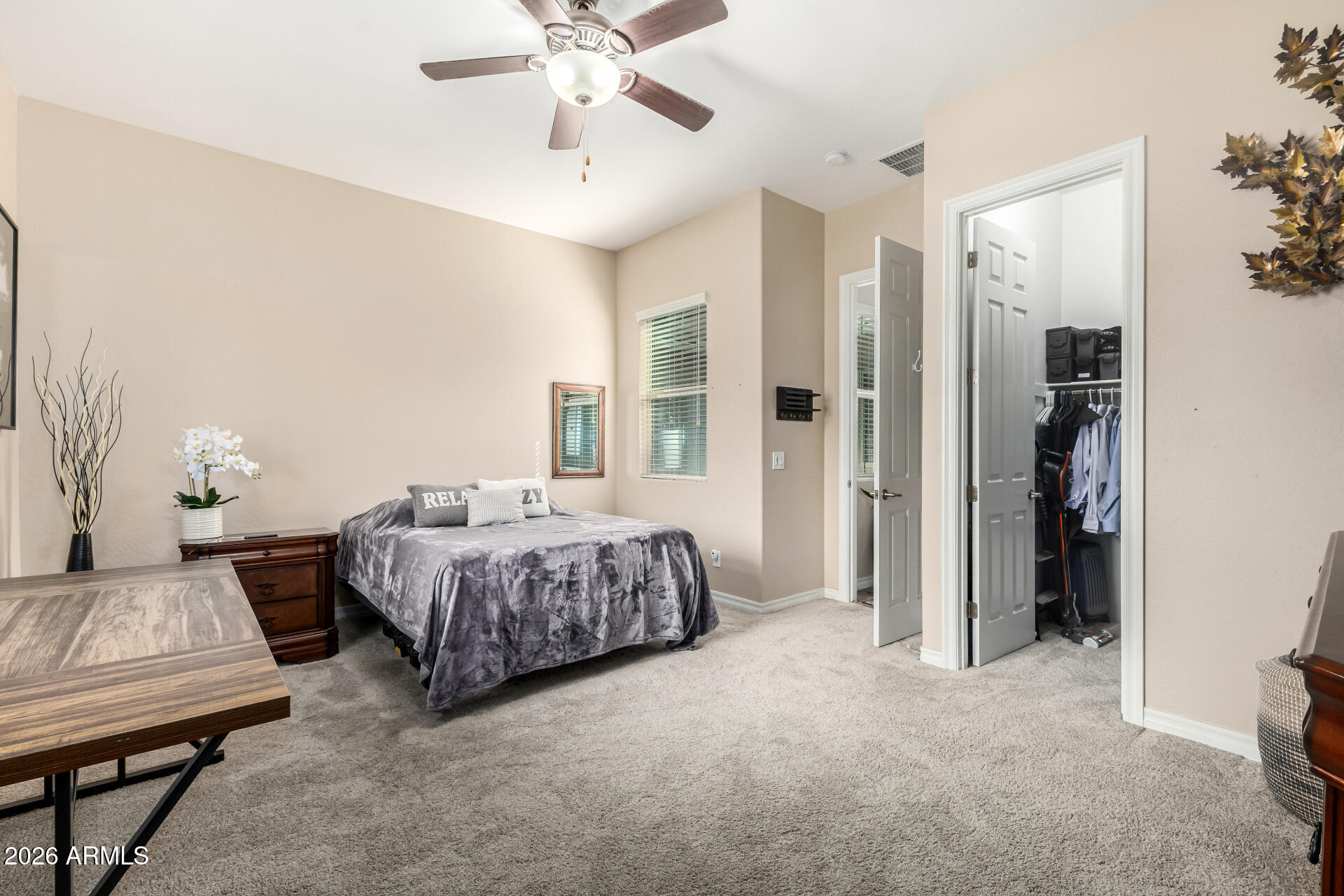 2441 E PENEDES Drive