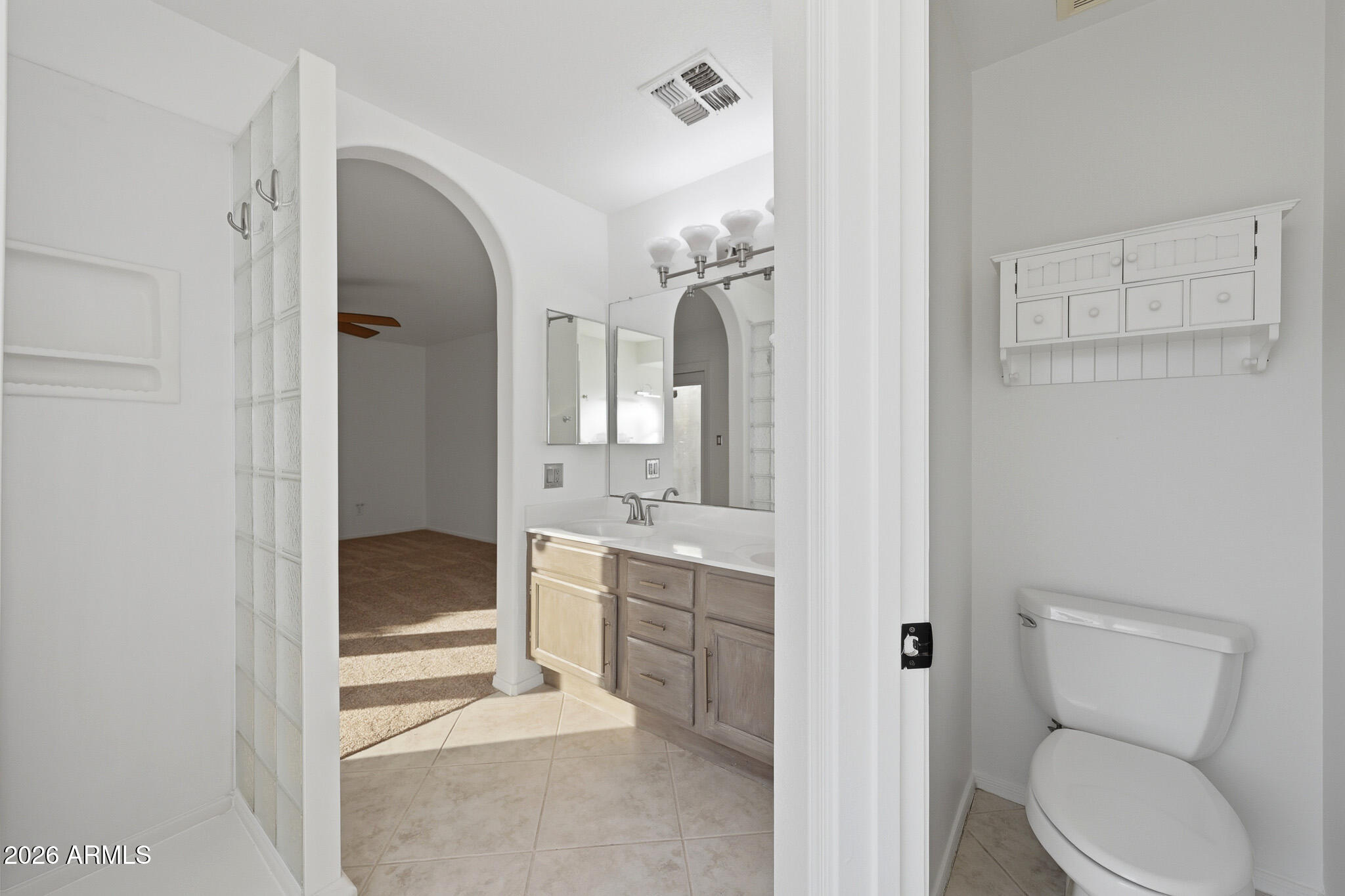 190 S LONGMORE Street