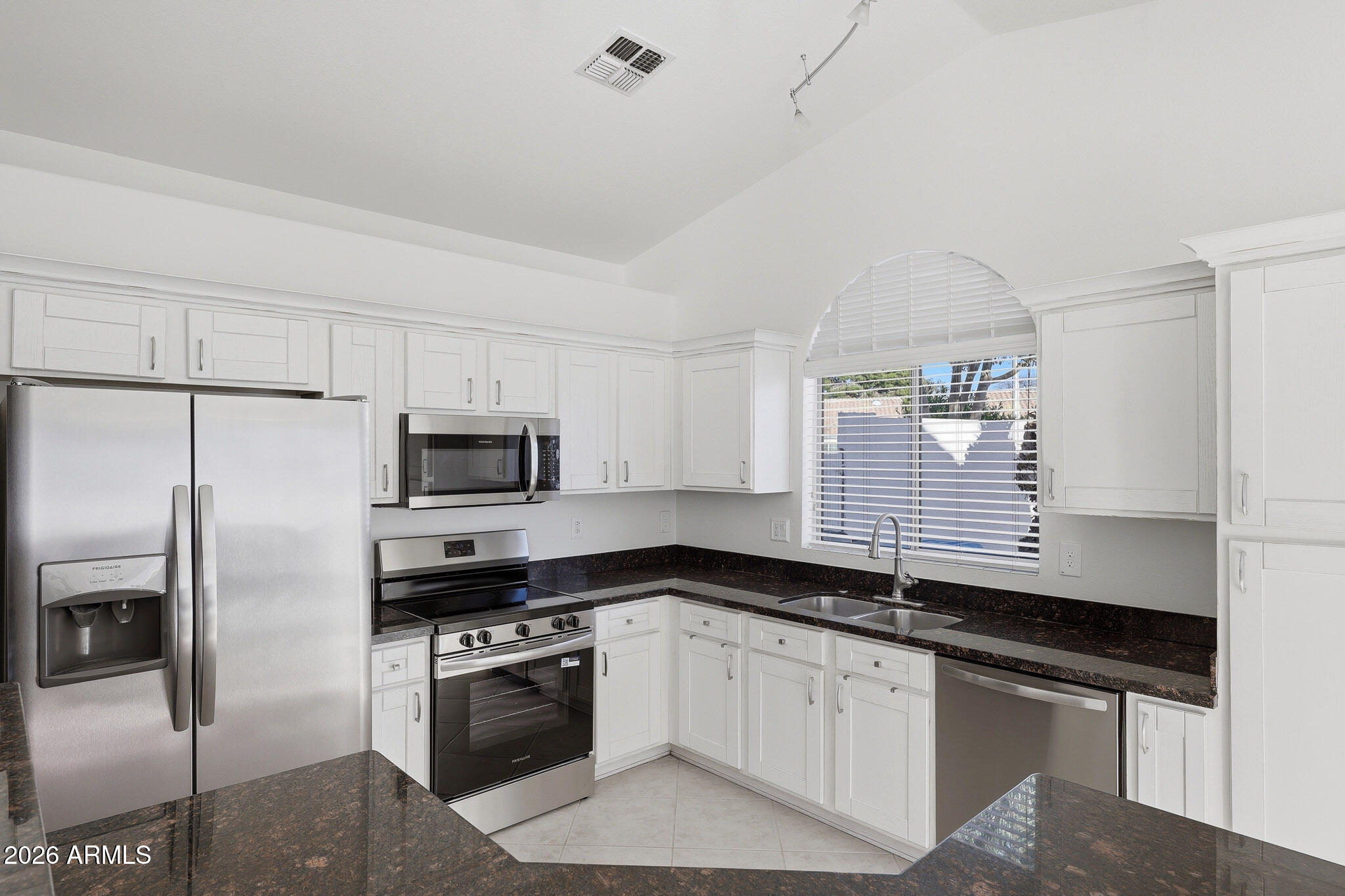 190 S LONGMORE Street