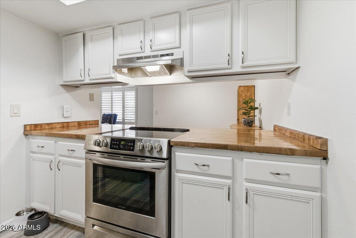 1402 E GUADALUPE Road 149