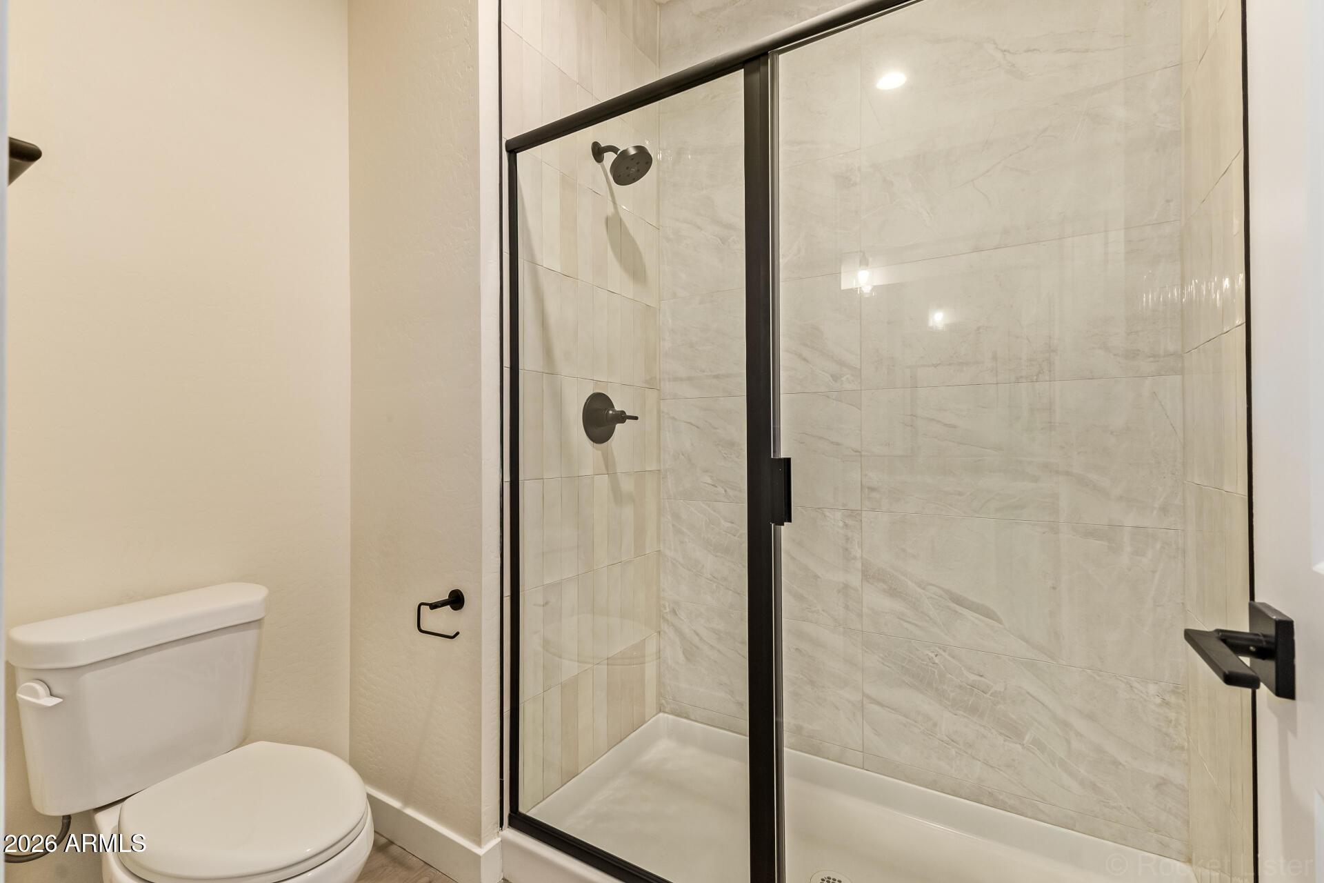 125 W LATONA Road
