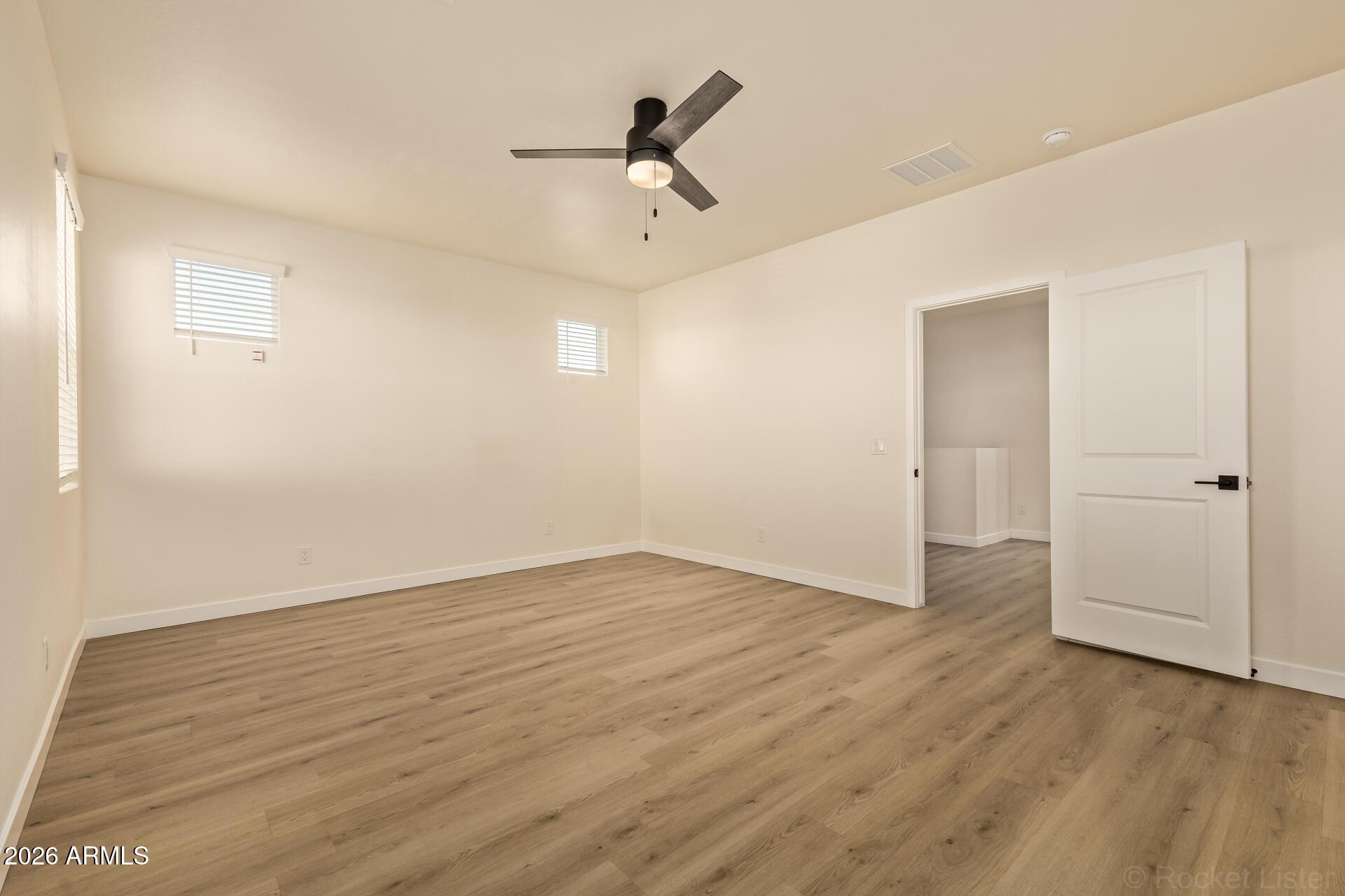 125 W LATONA Road
