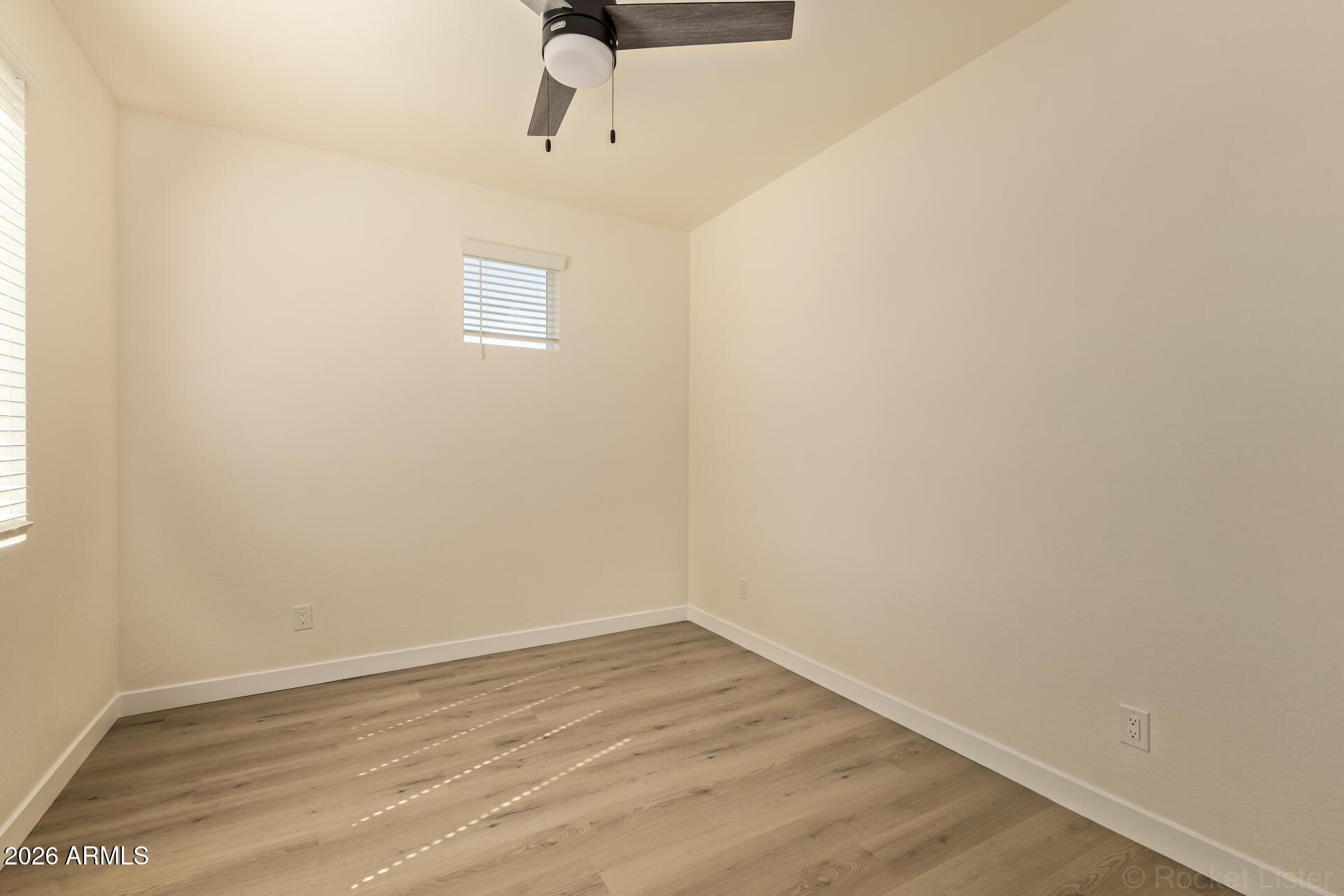 125 W LATONA Road