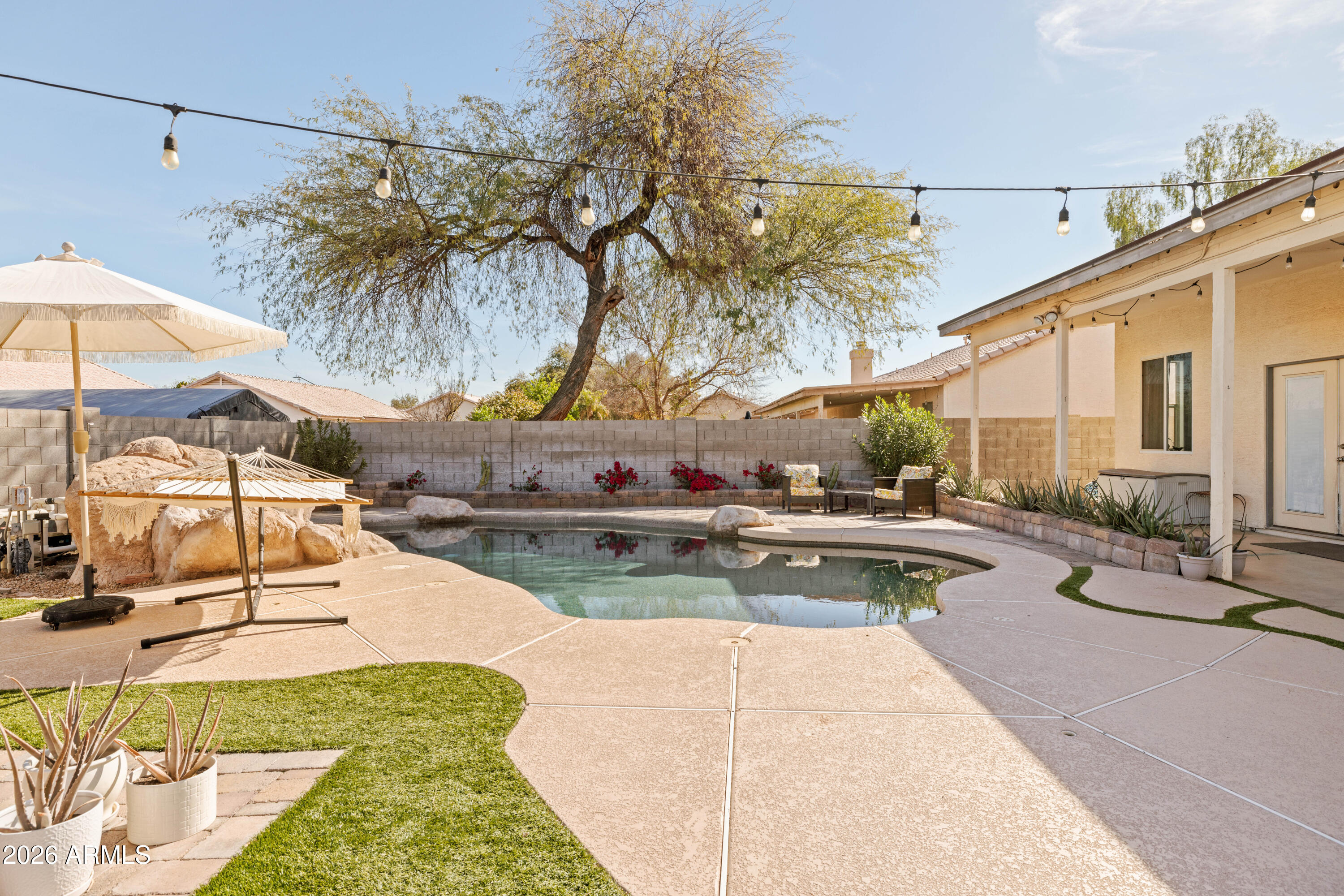 7996 W STELLA Avenue