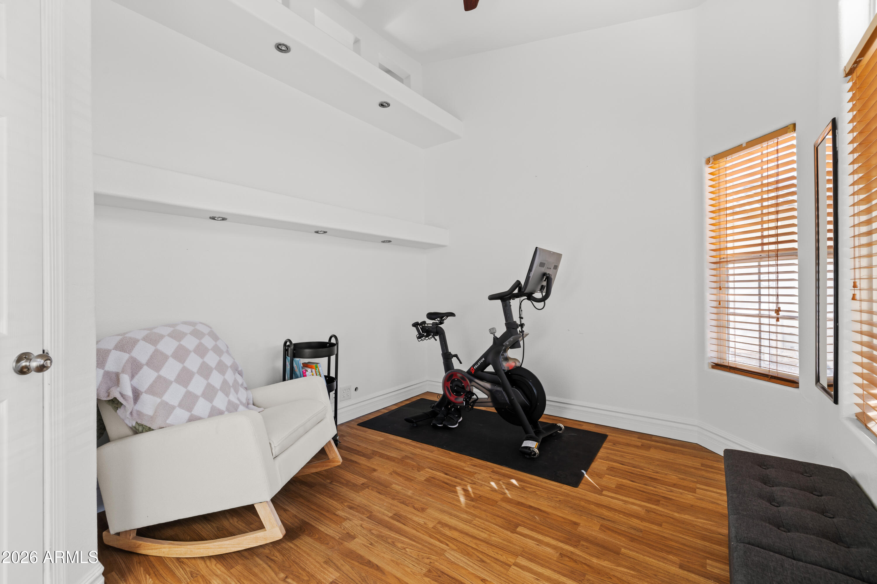 7996 W STELLA Avenue