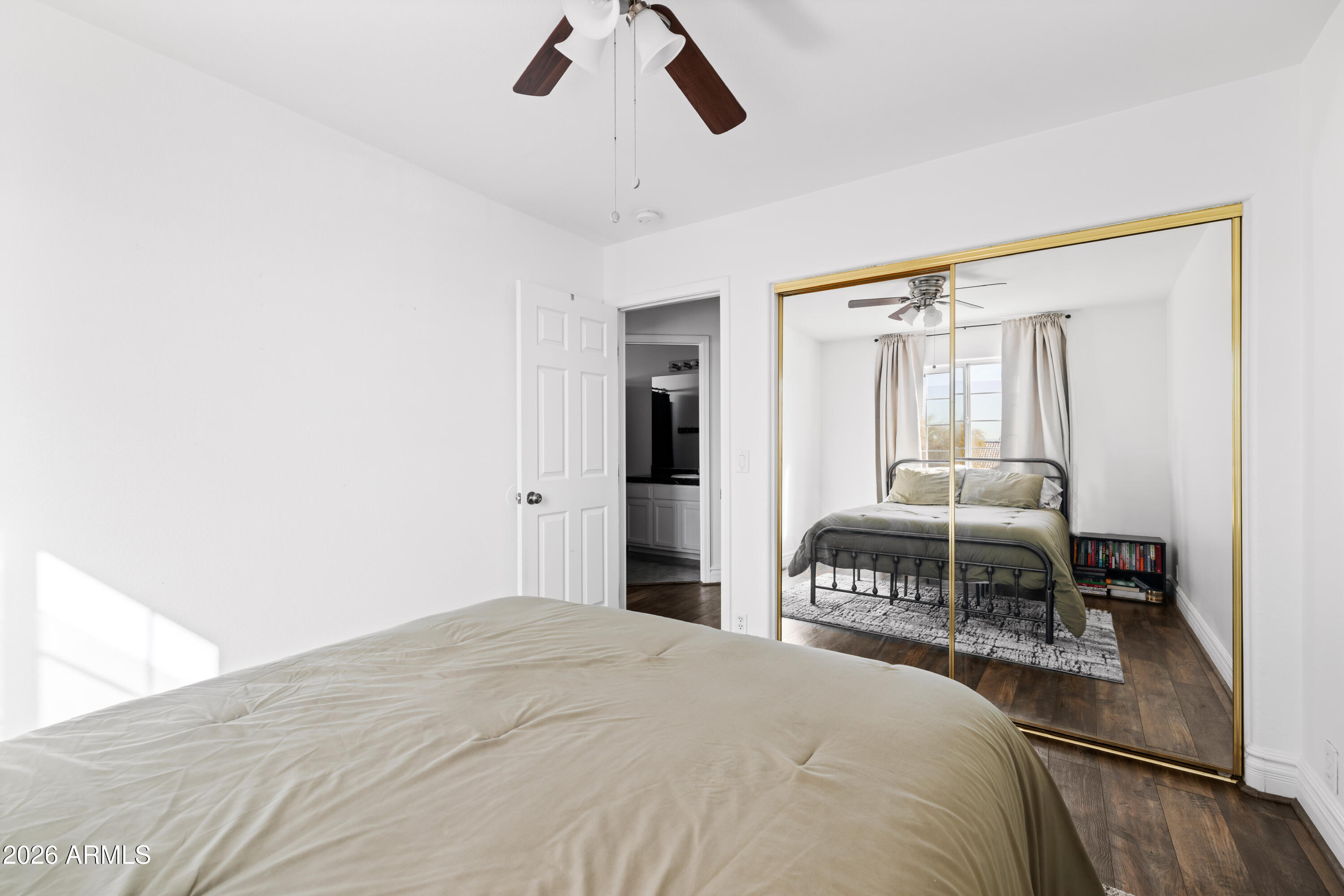 7996 W STELLA Avenue