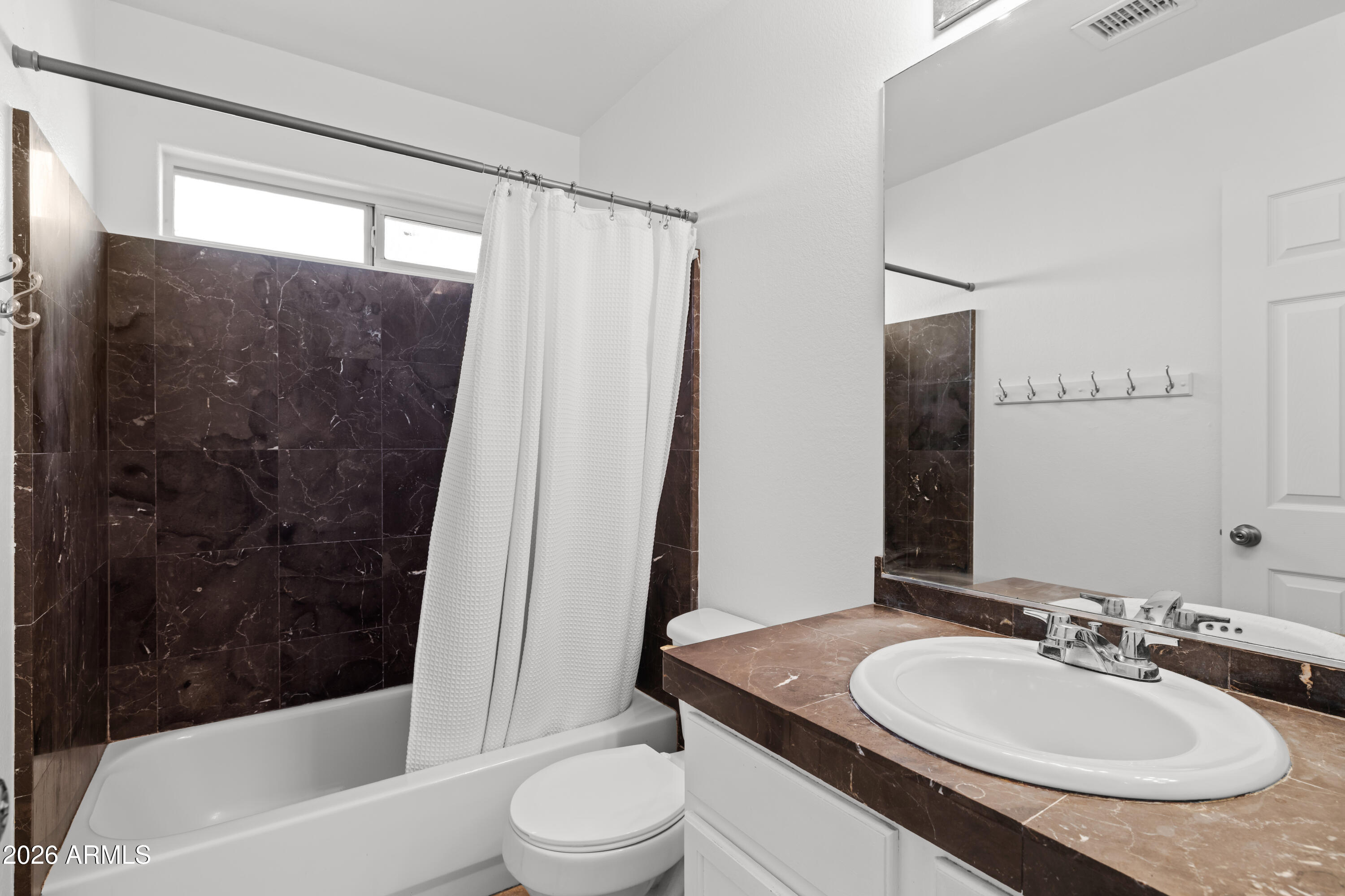 7996 W STELLA Avenue