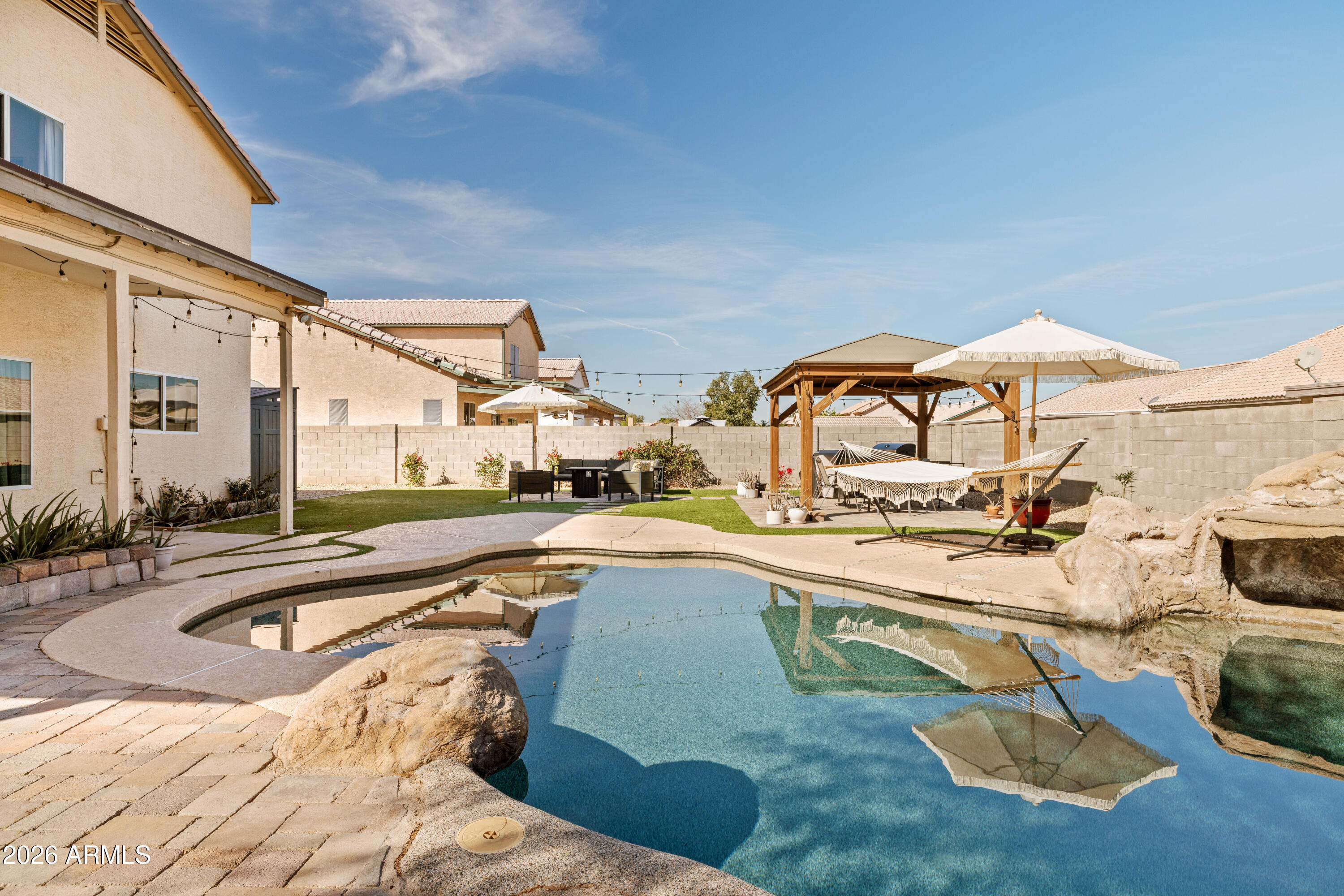 7996 W STELLA Avenue