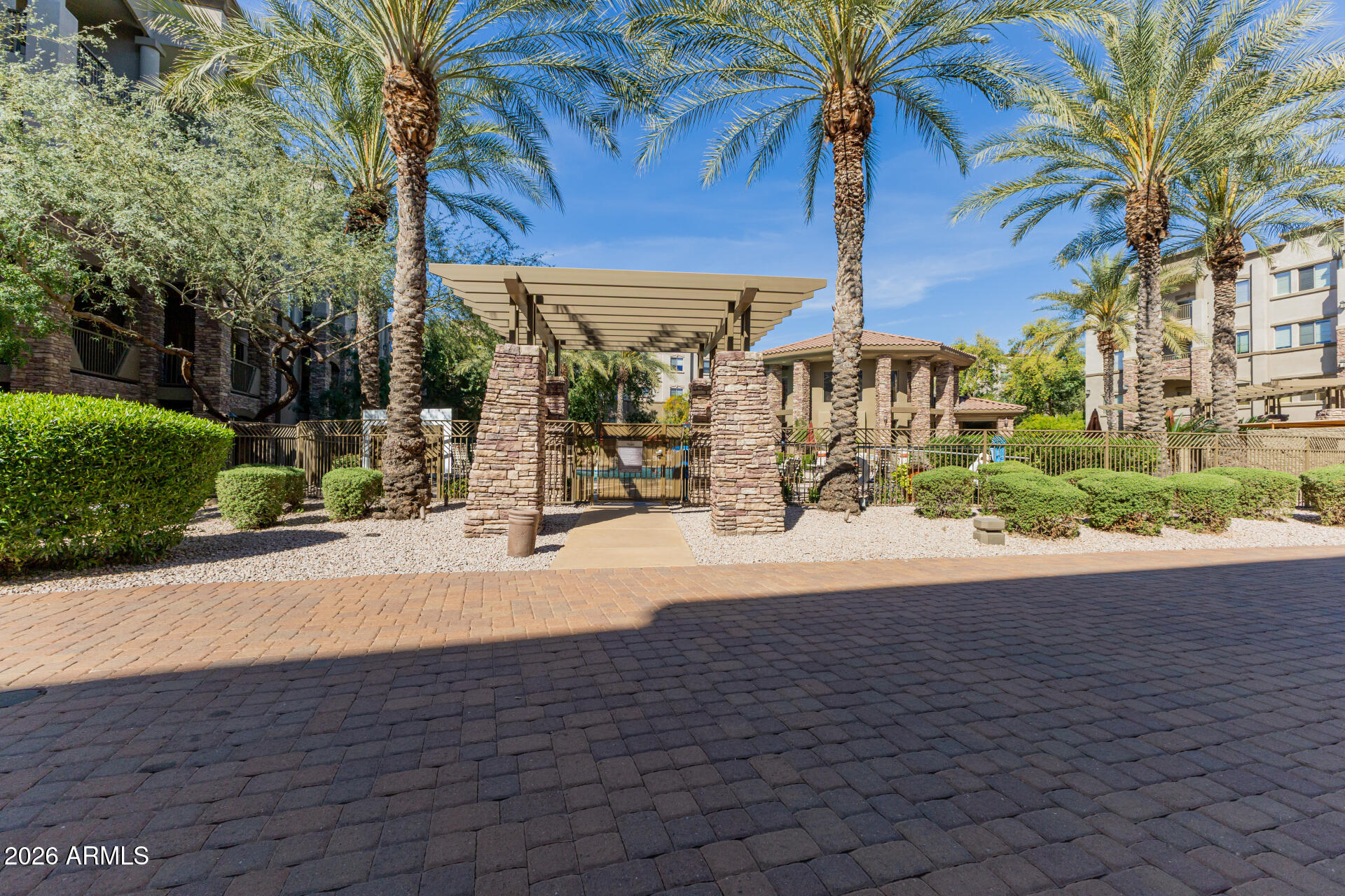5450 E DEER VALLEY Drive 3019