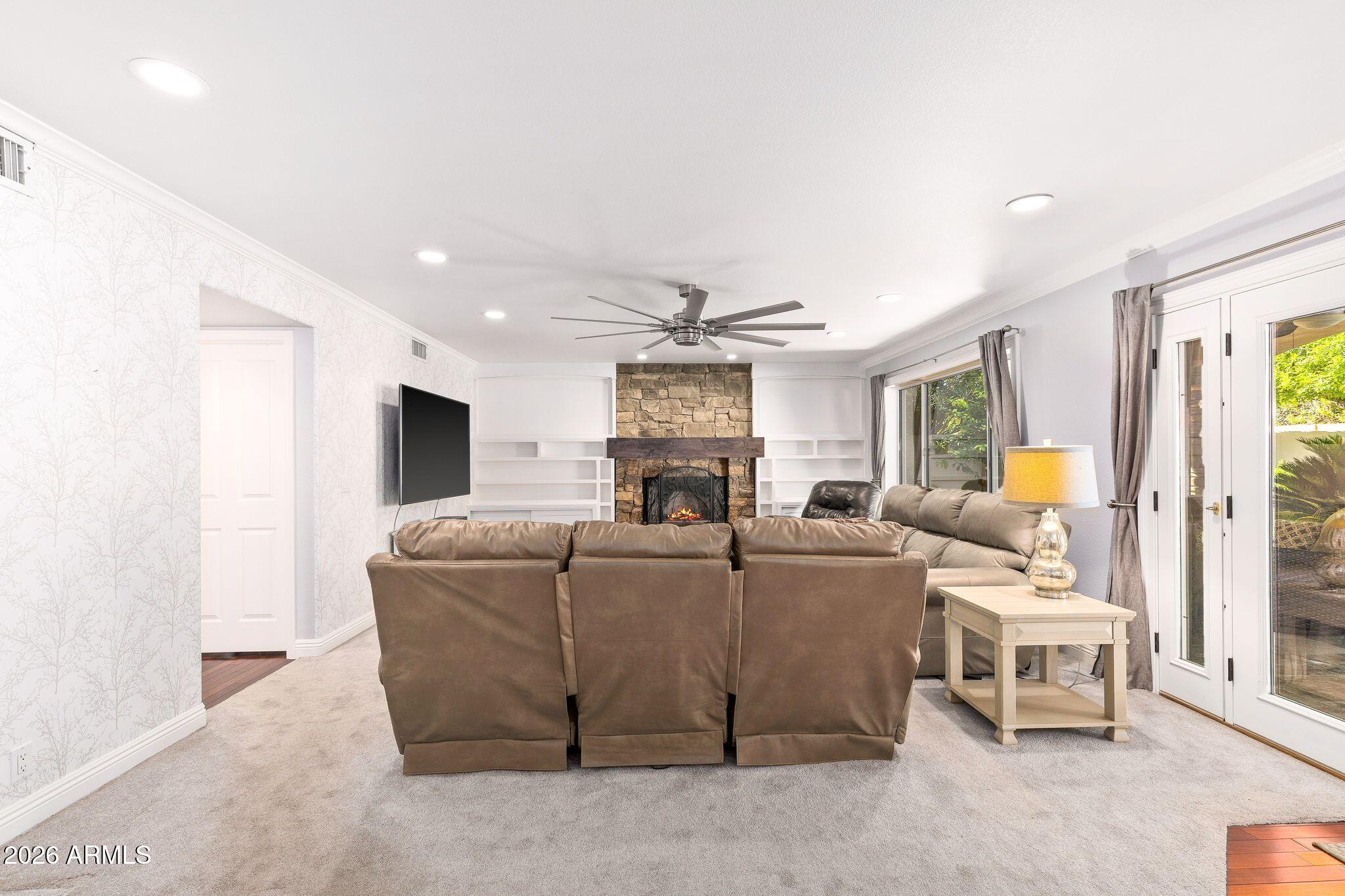 4162 E WHITNEY Lane