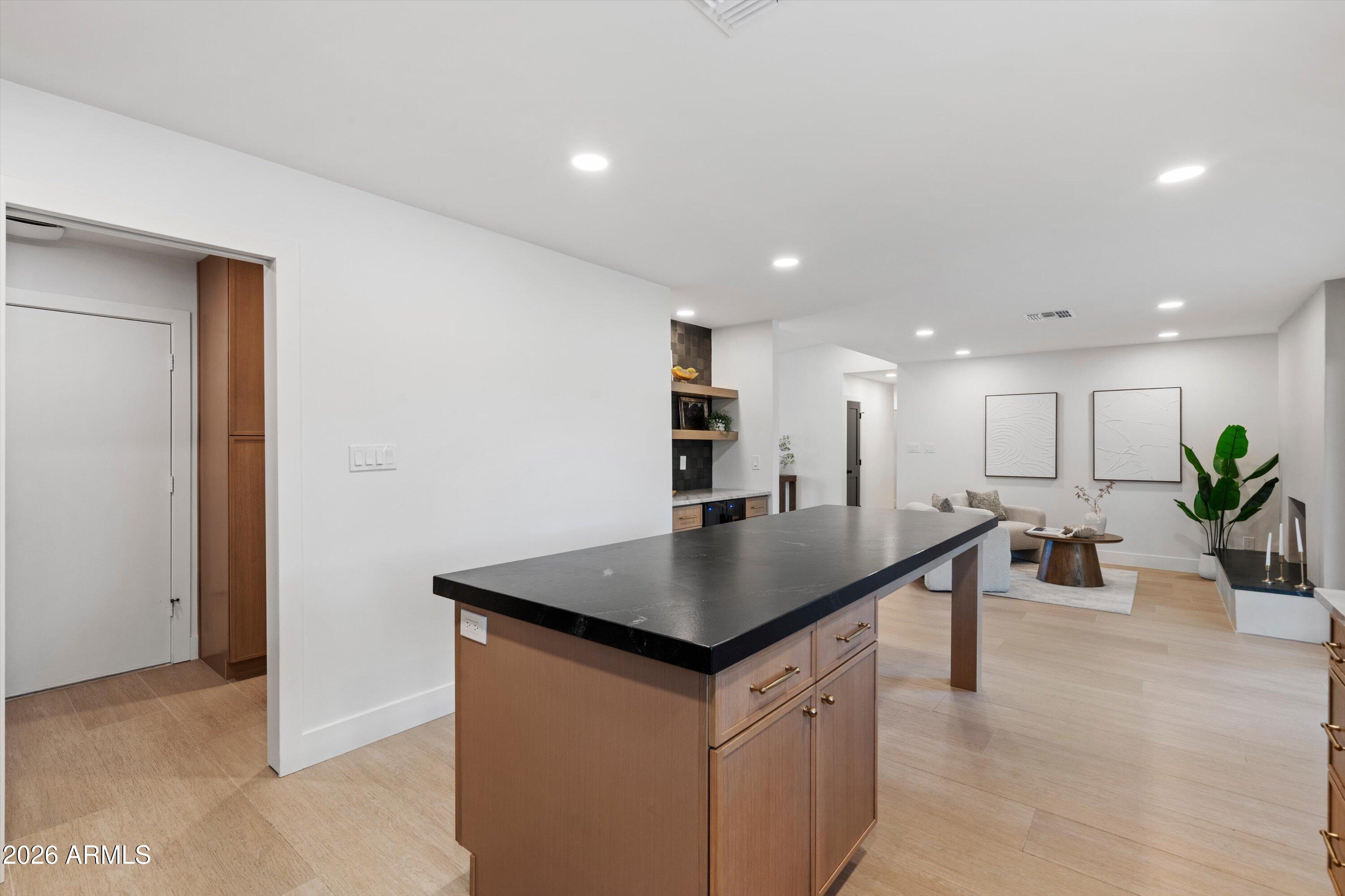 5010 E DAHLIA Drive