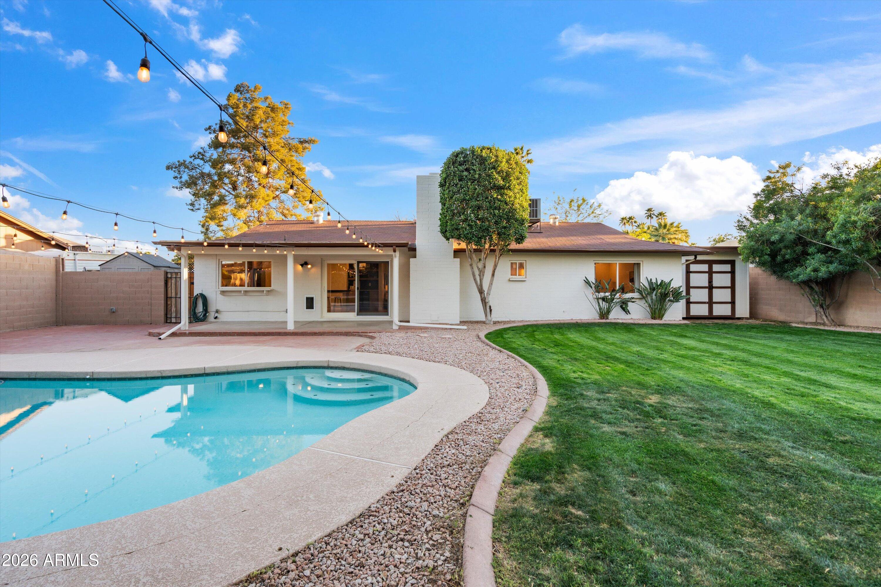 5010 E DAHLIA Drive