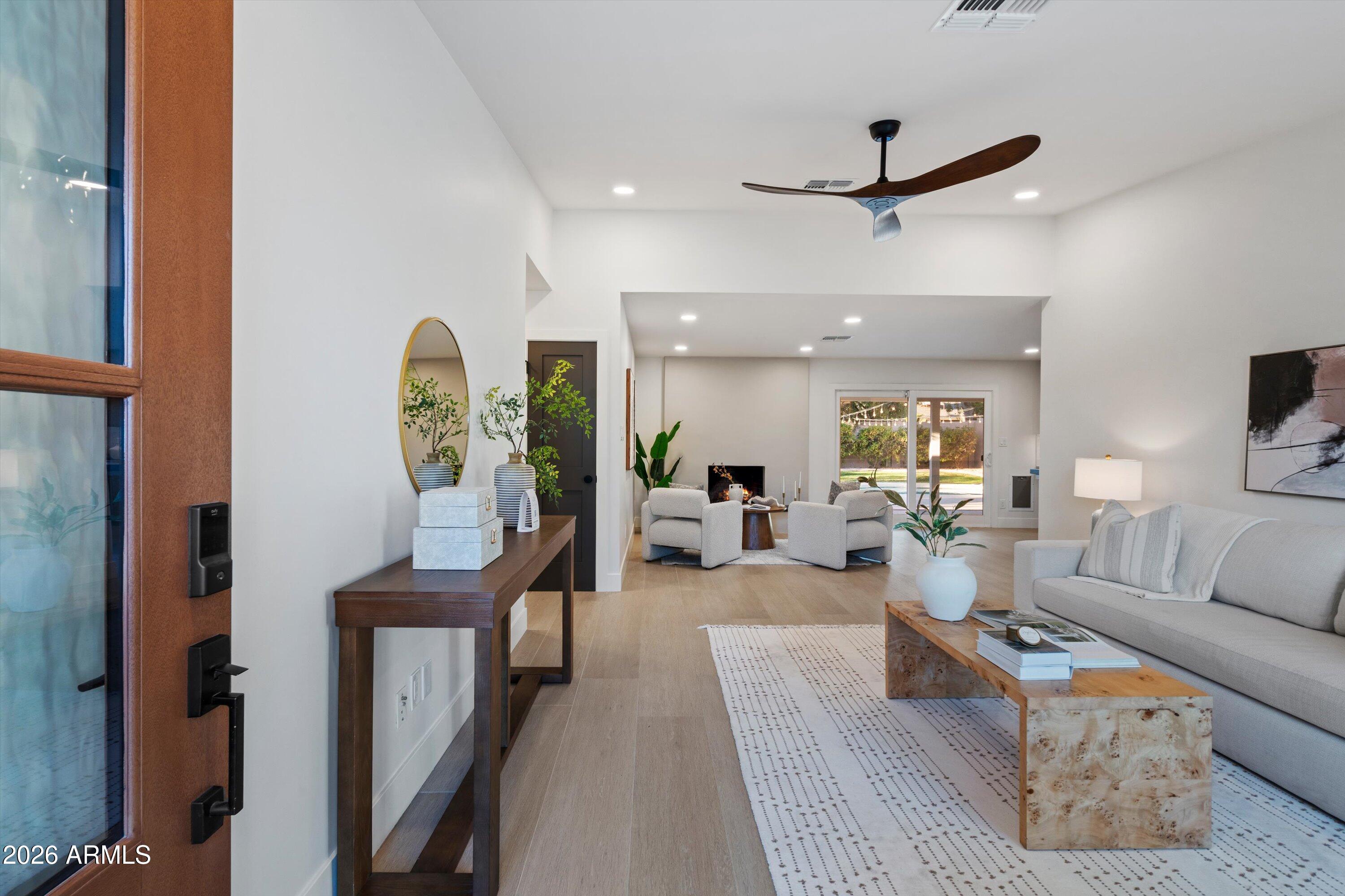 5010 E DAHLIA Drive