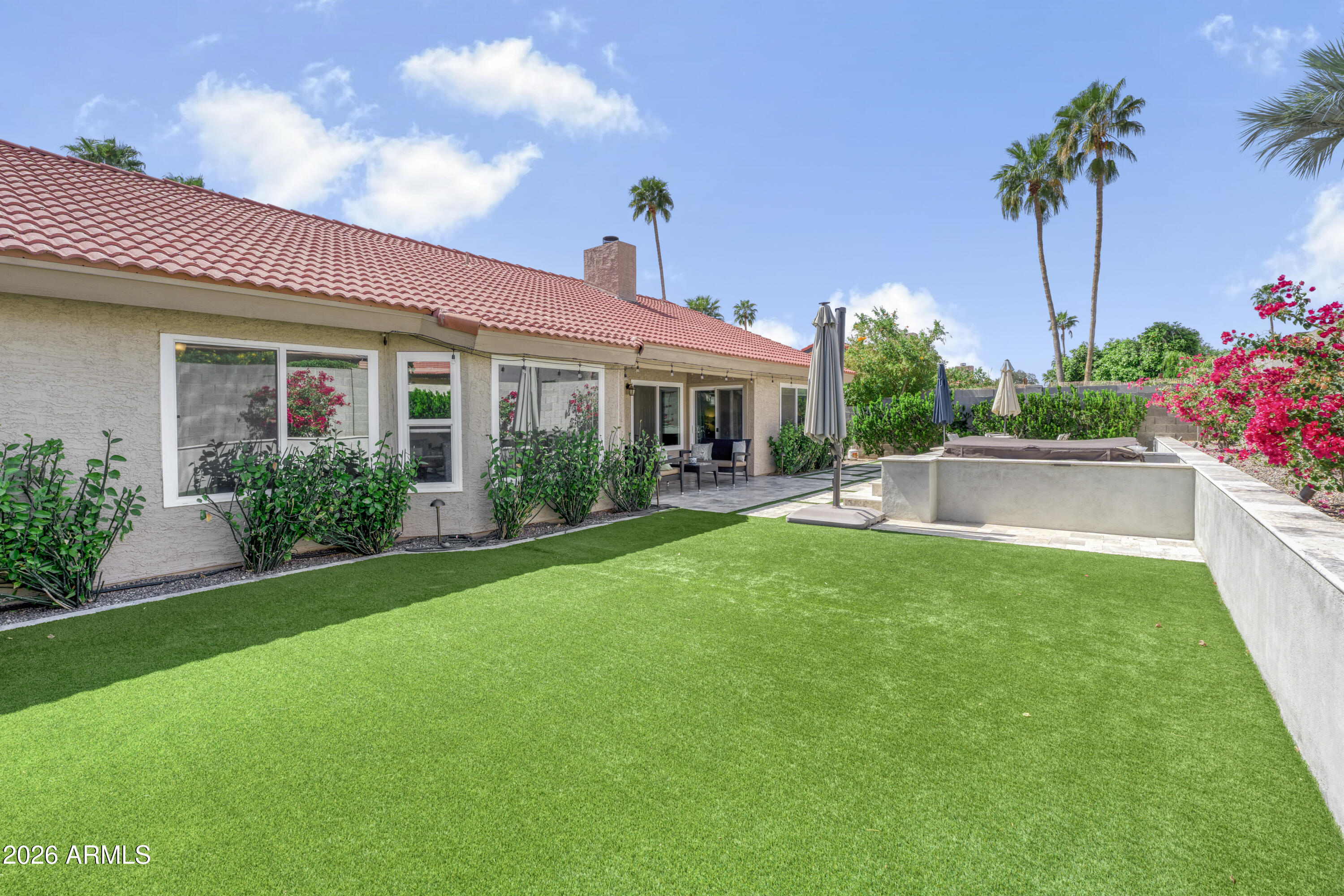 11062 E SAHUARO Drive