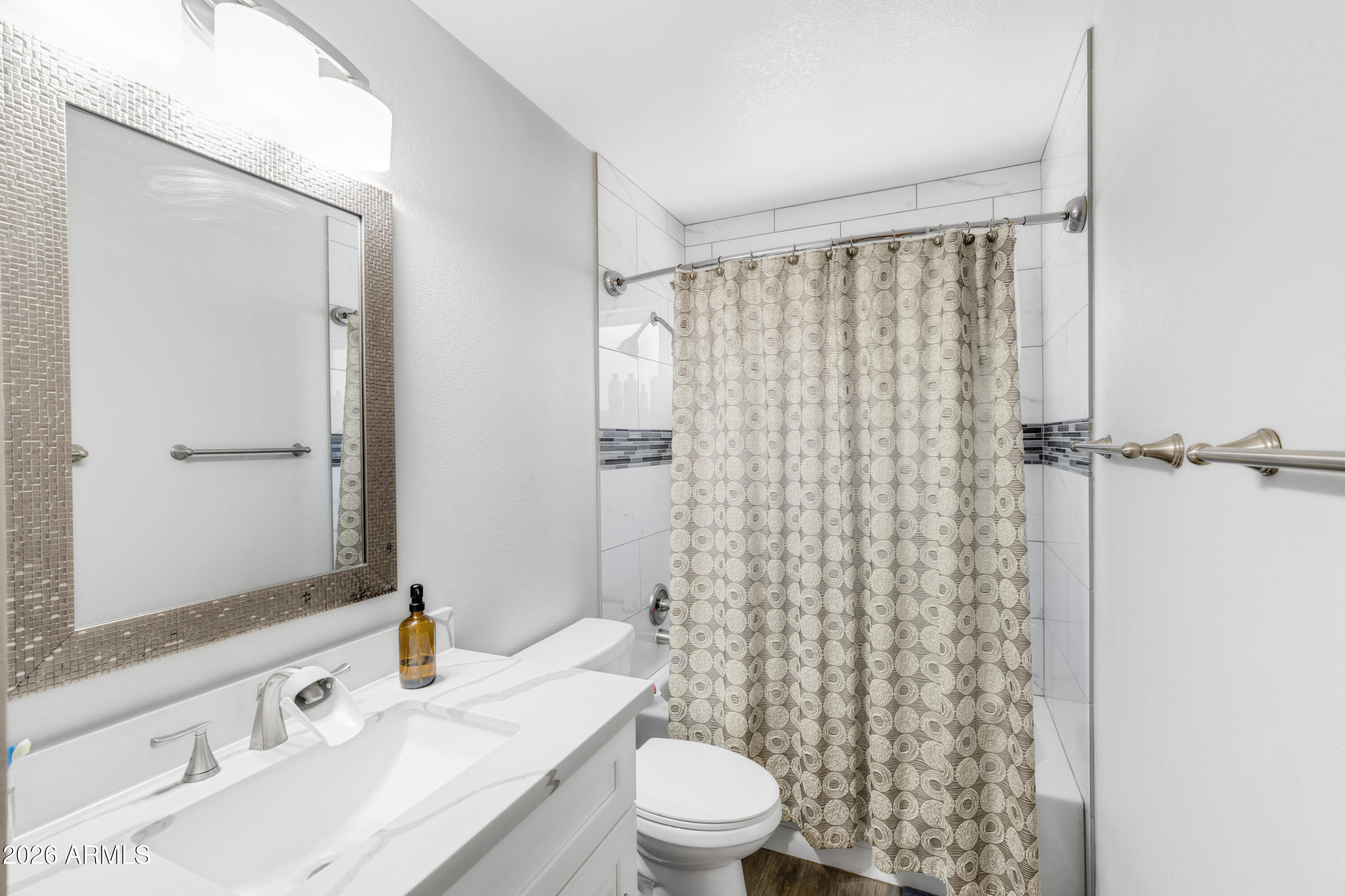 11062 E SAHUARO Drive