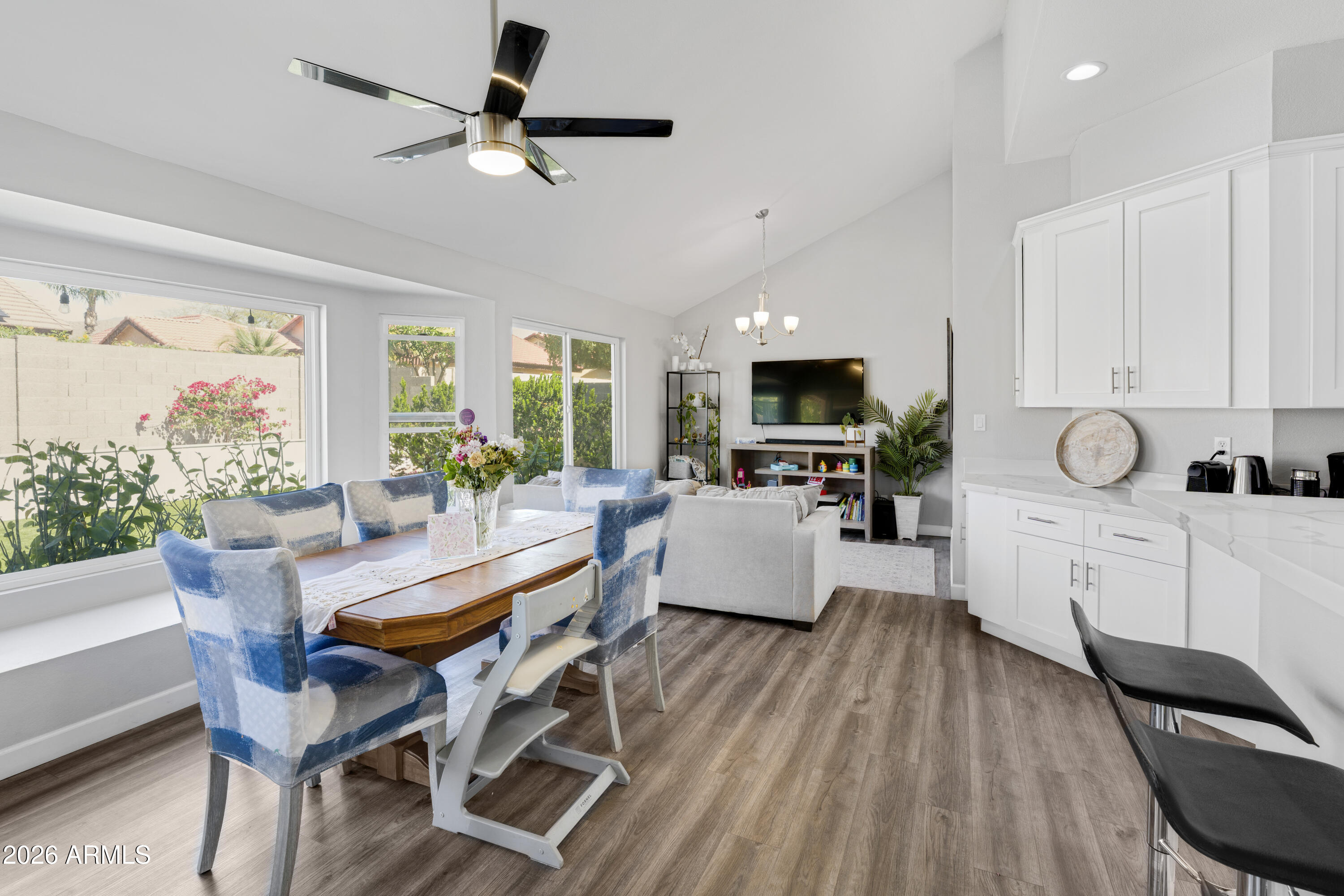 11062 E SAHUARO Drive