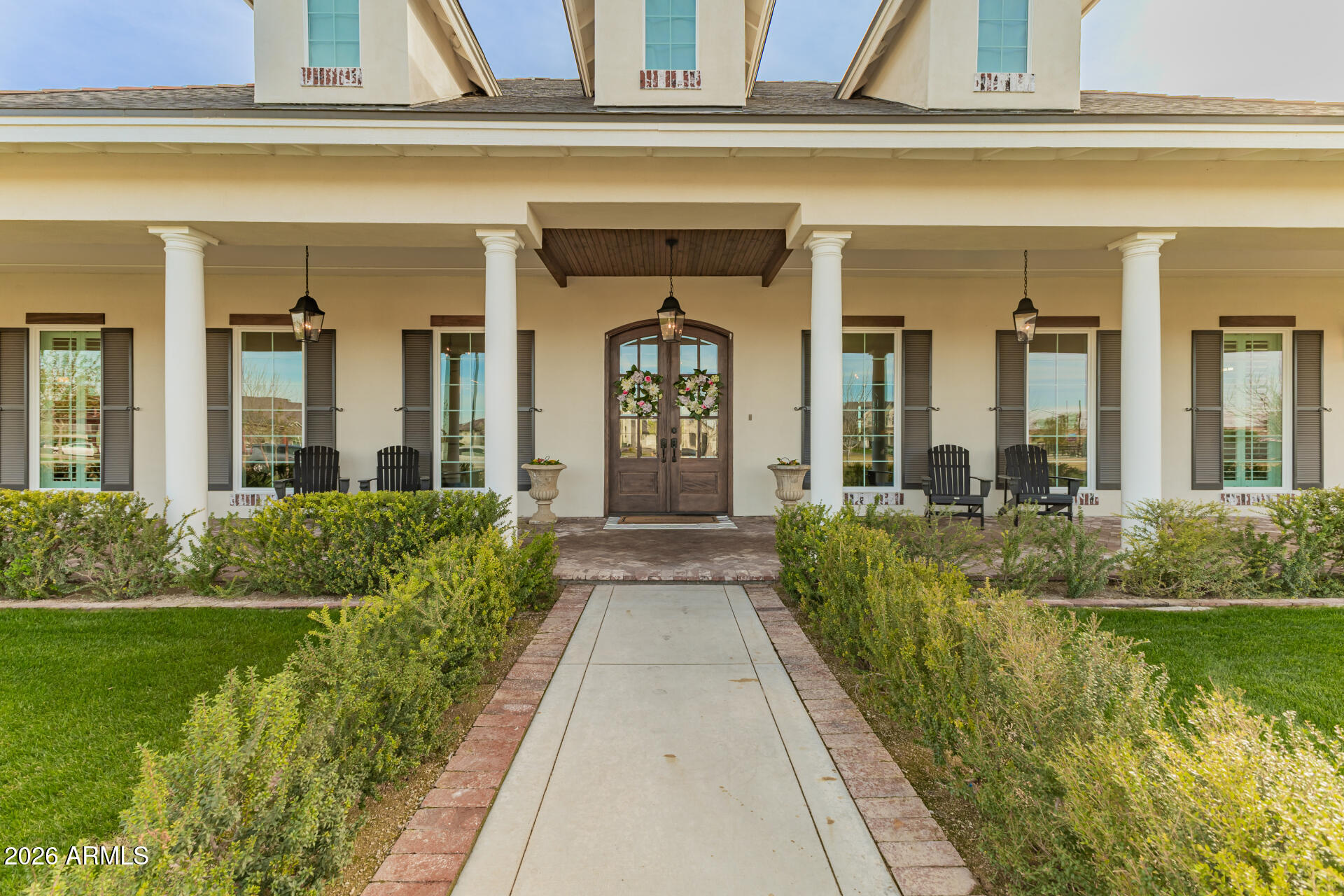 2035 E HAVEN Circle S