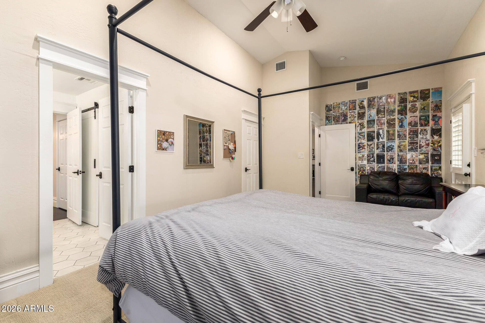 2035 E HAVEN Circle S