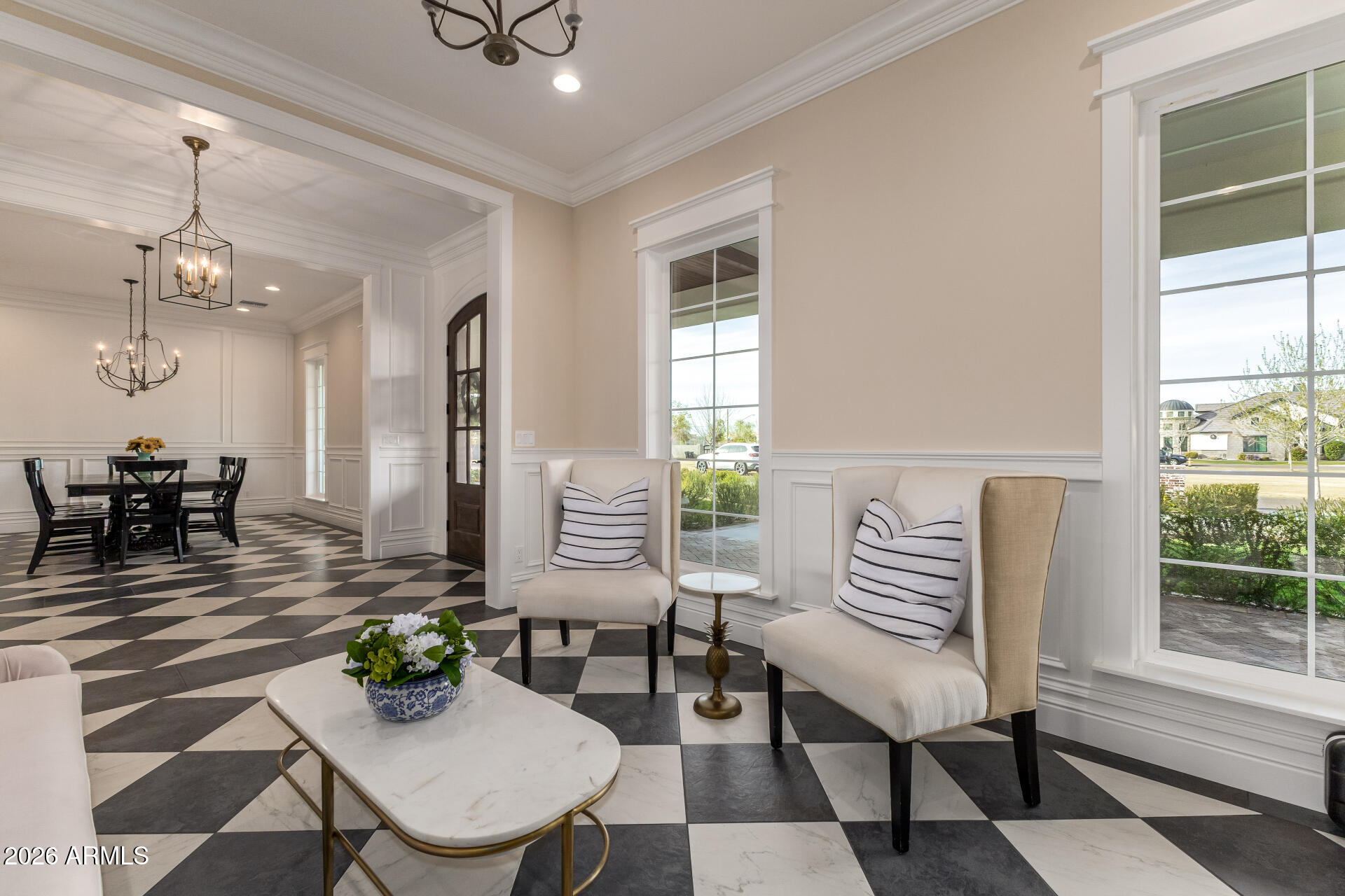 2035 E HAVEN Circle S