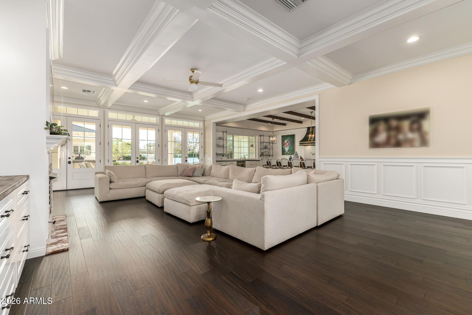 2035 E HAVEN Circle S