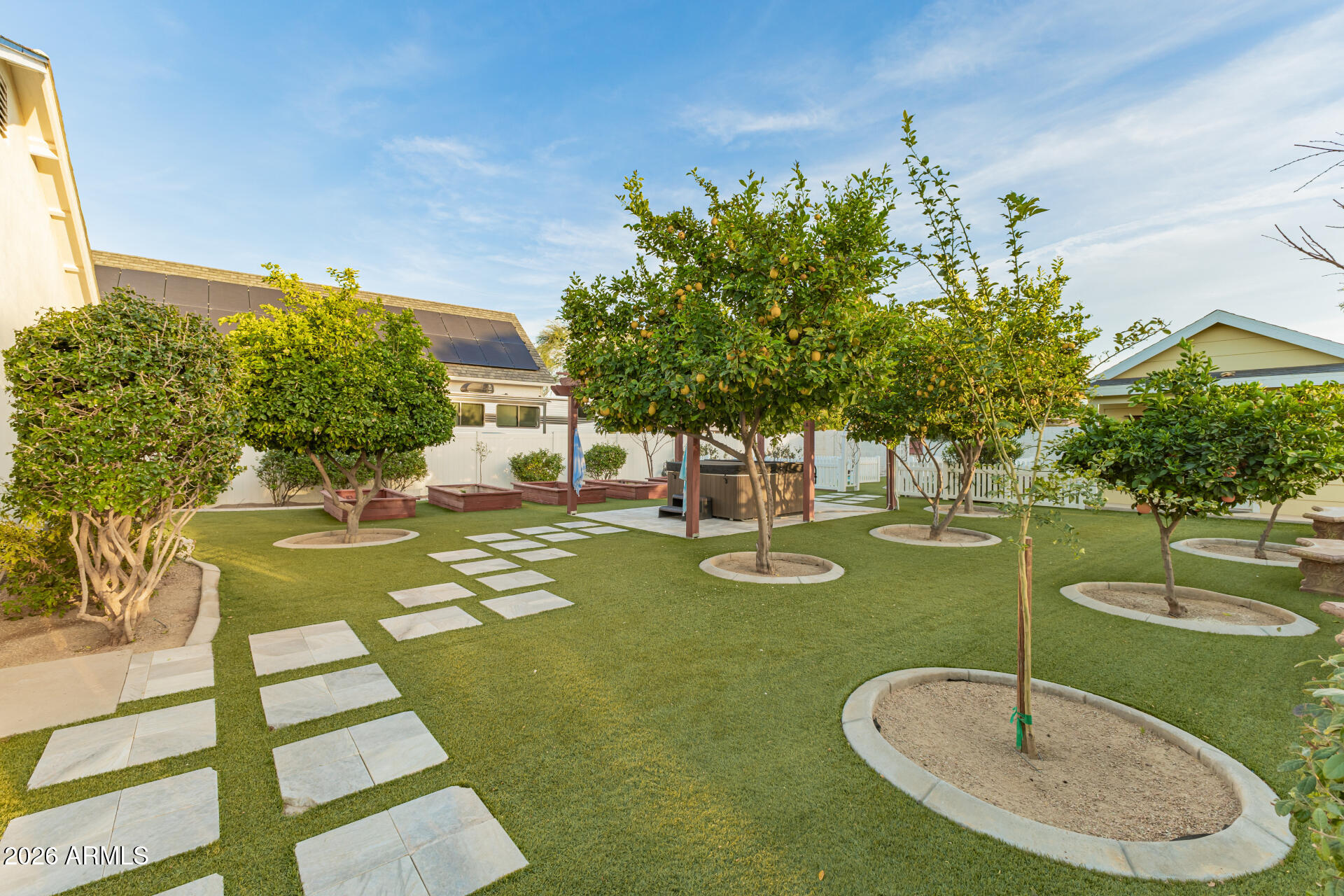 2035 E HAVEN Circle S