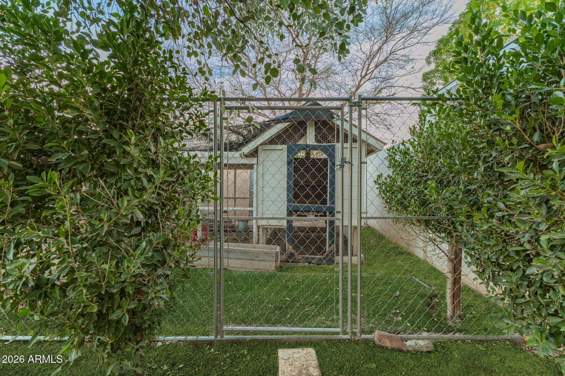 2035 E HAVEN Circle S