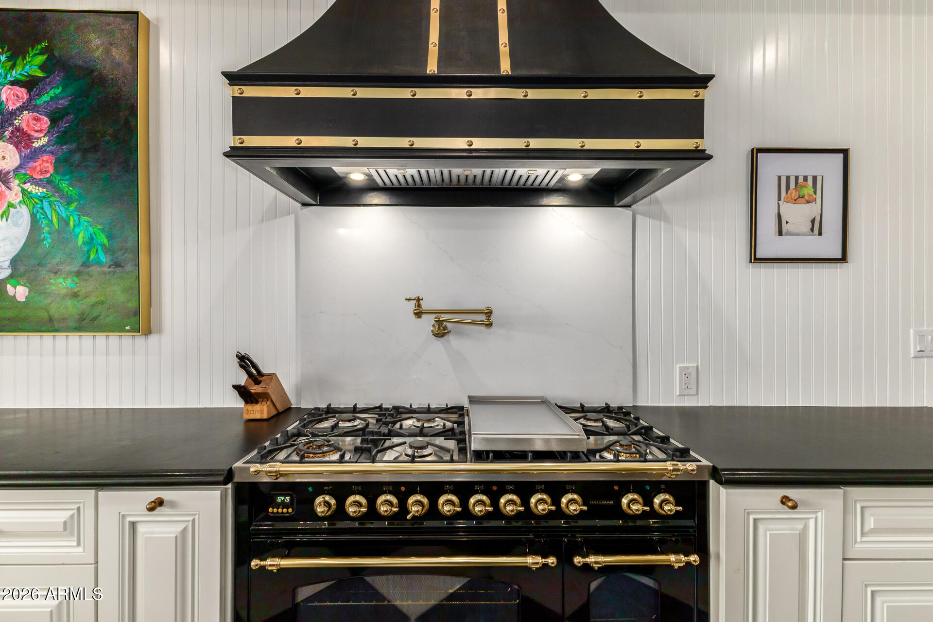 2035 E HAVEN Circle S