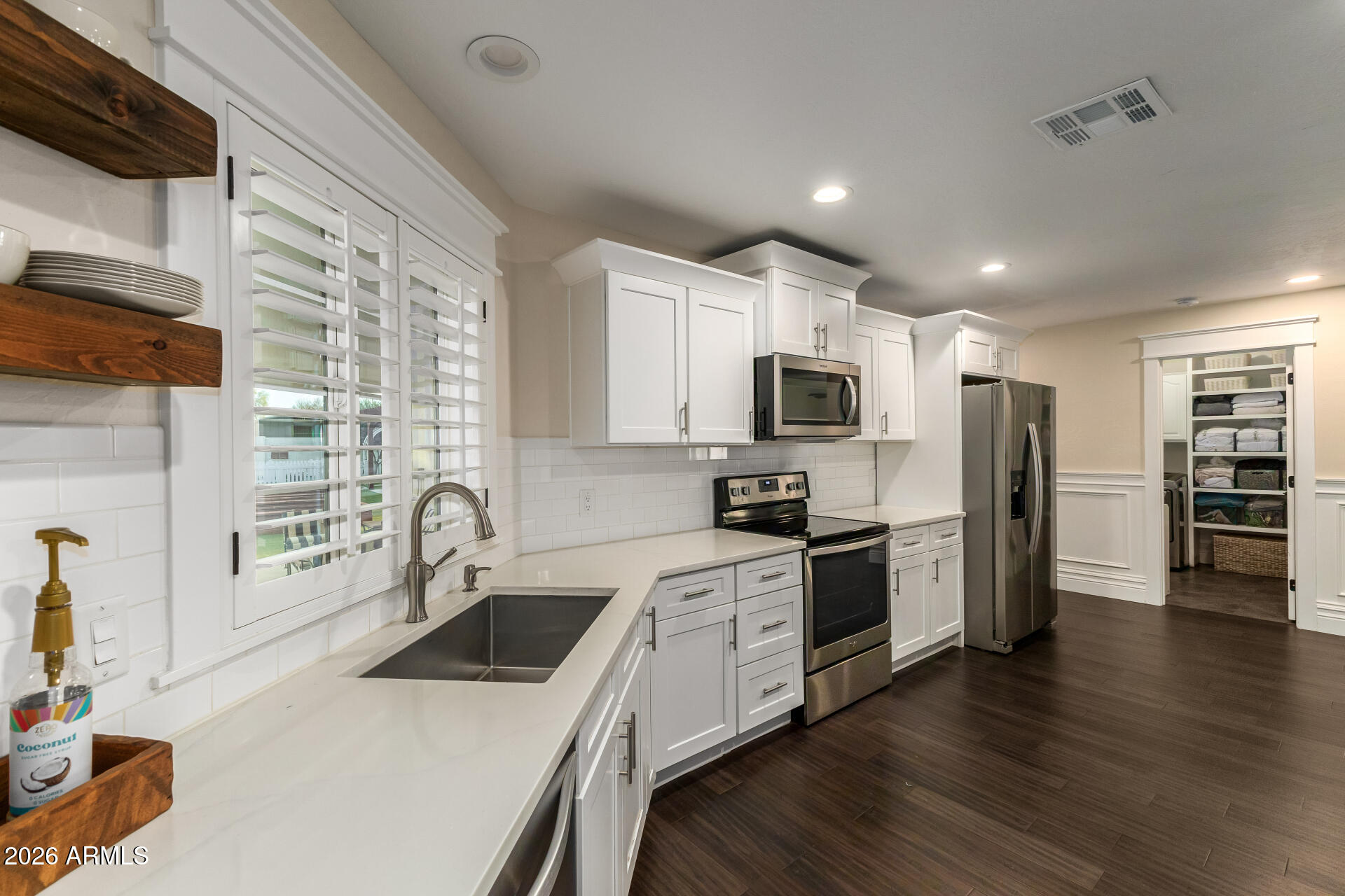 2035 E HAVEN Circle S