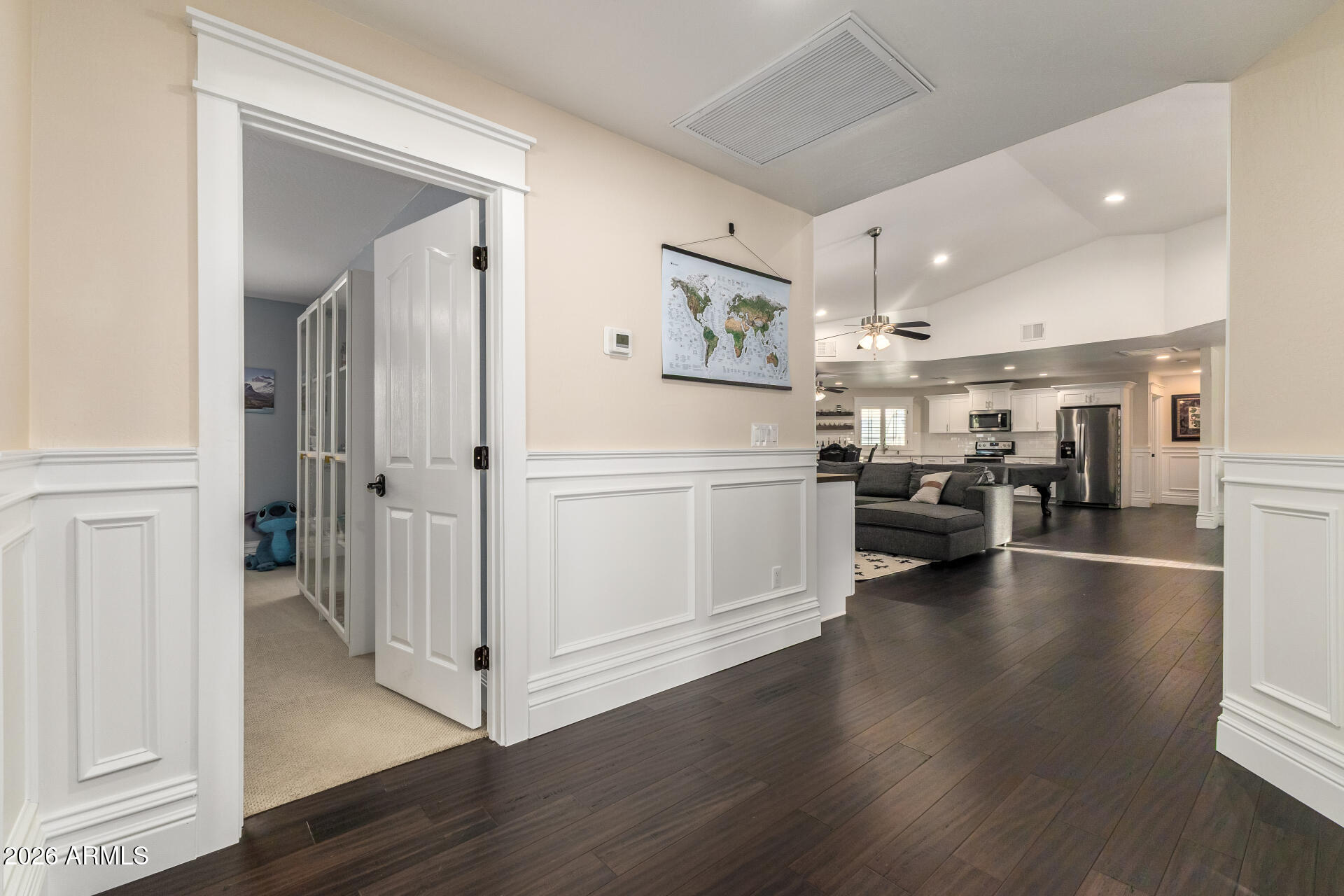 2035 E HAVEN Circle S