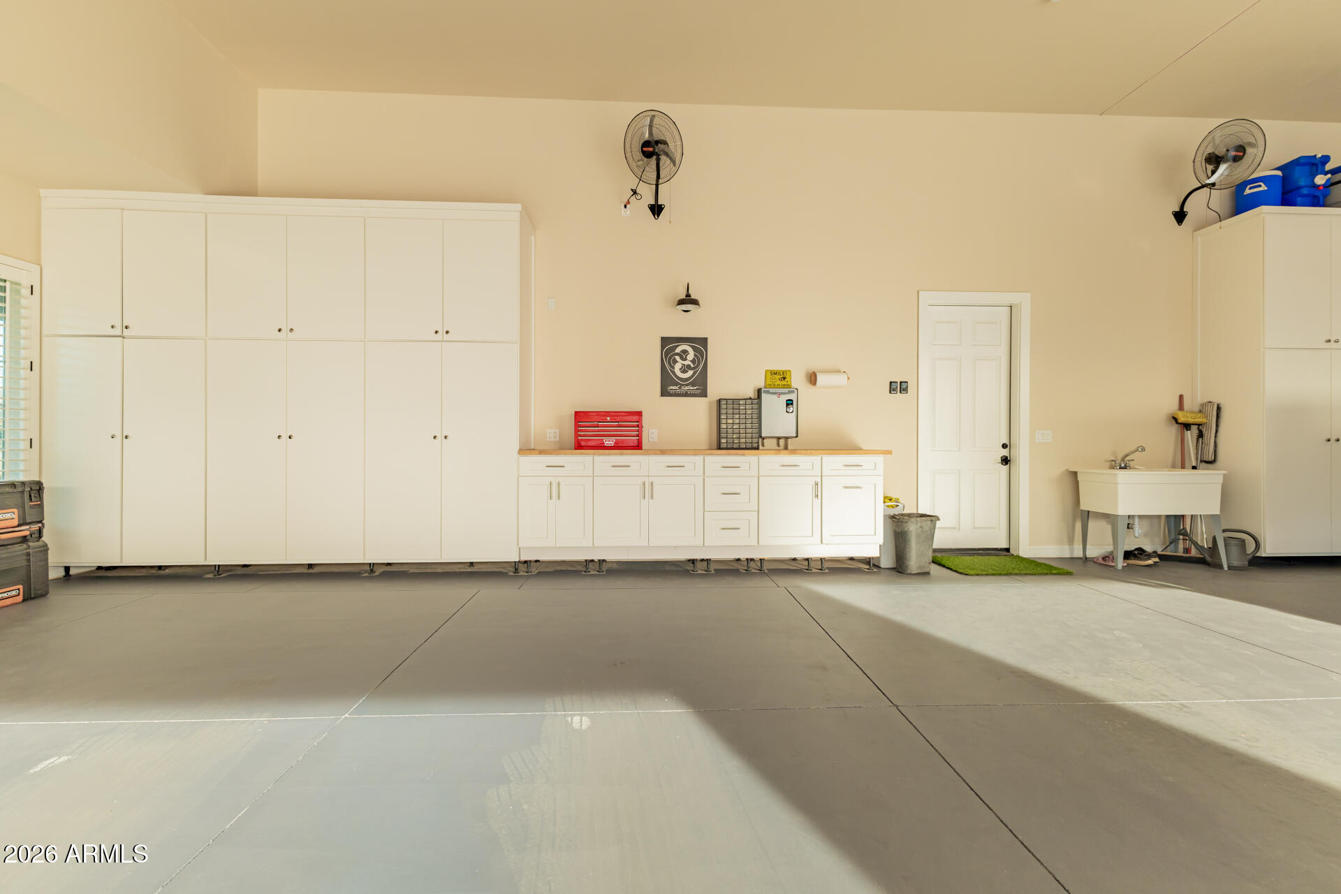 2035 E HAVEN Circle S