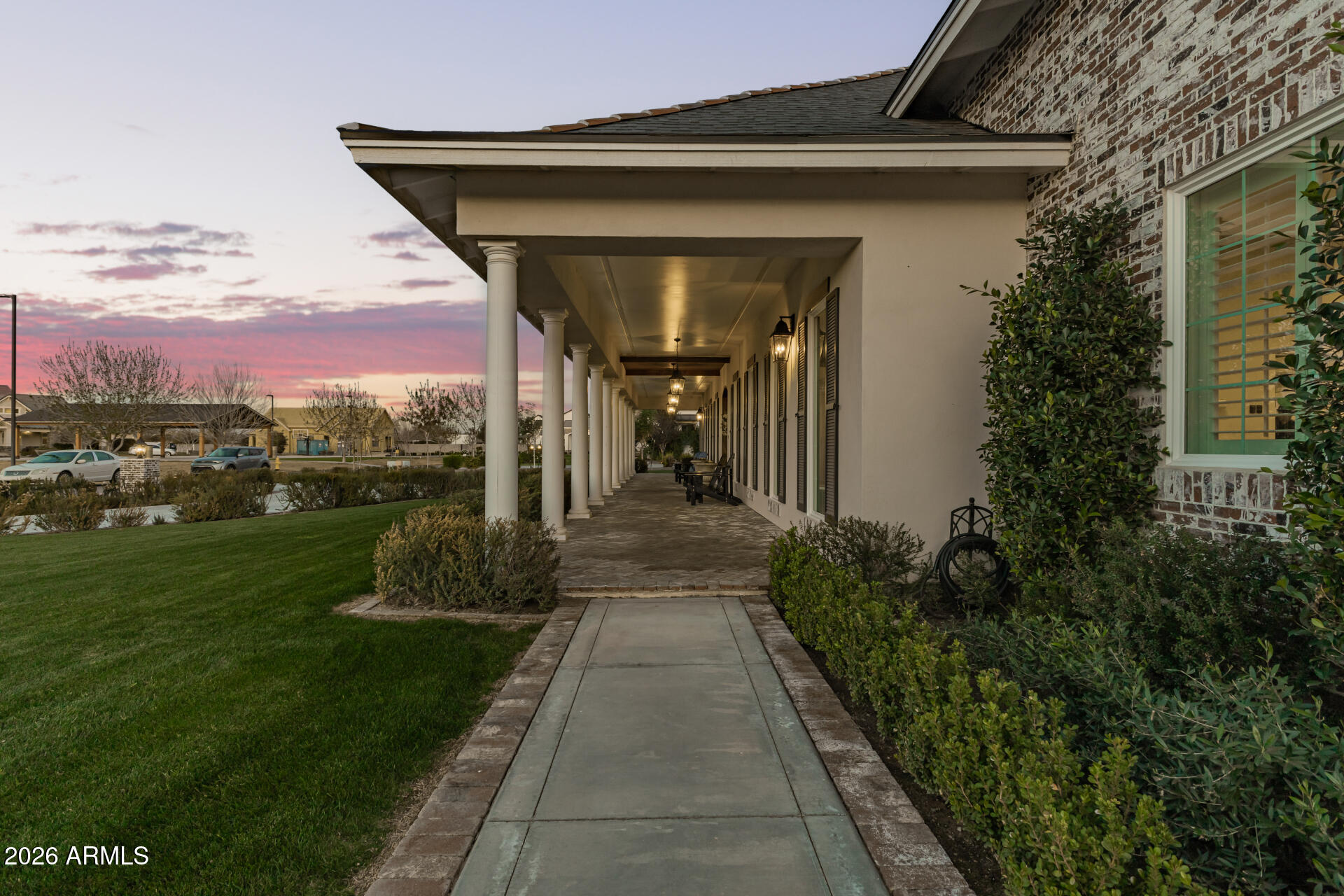 2035 E HAVEN Circle S