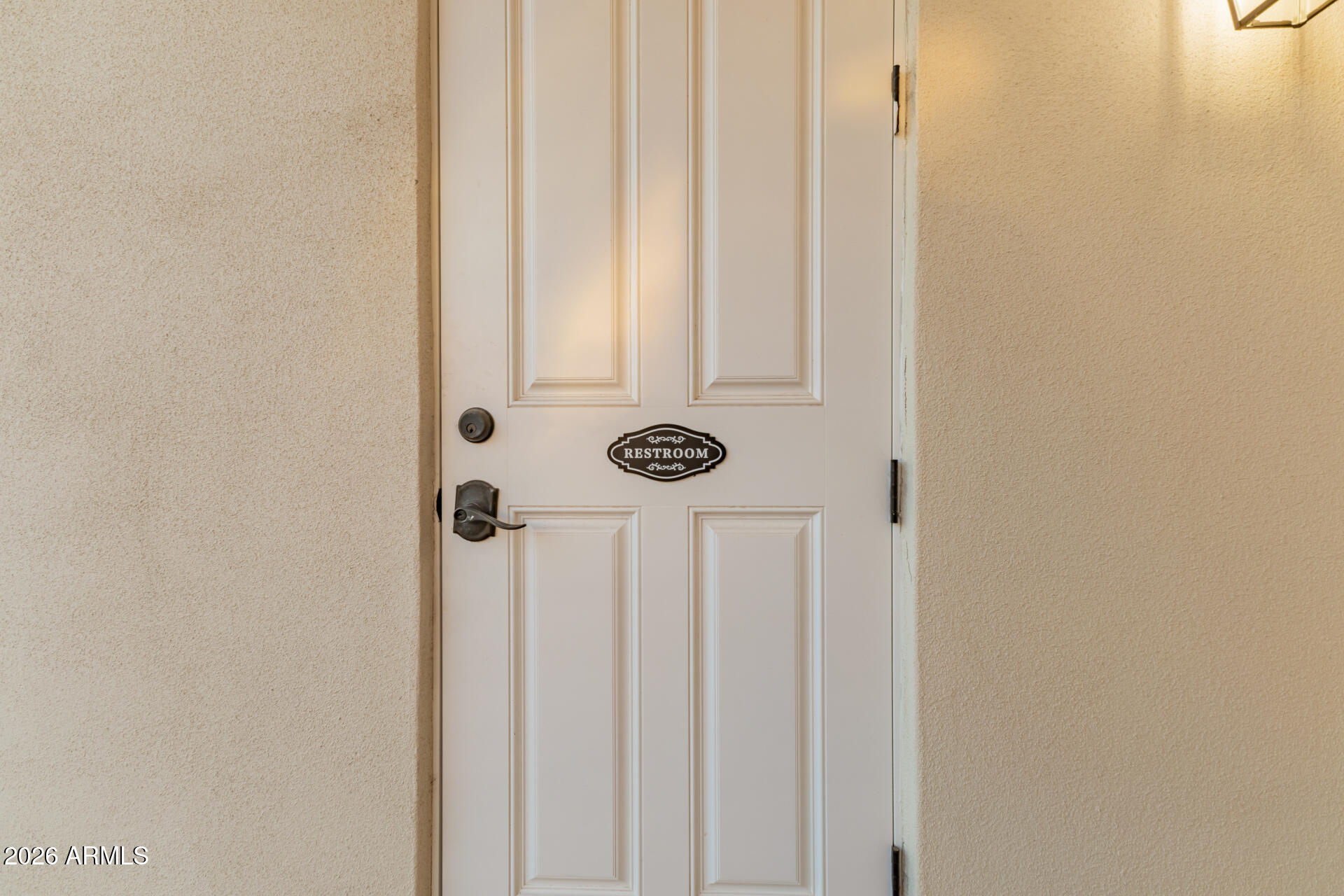 2035 E HAVEN Circle S