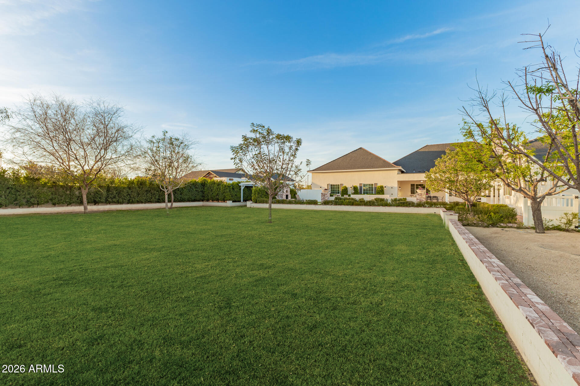 2035 E HAVEN Circle S